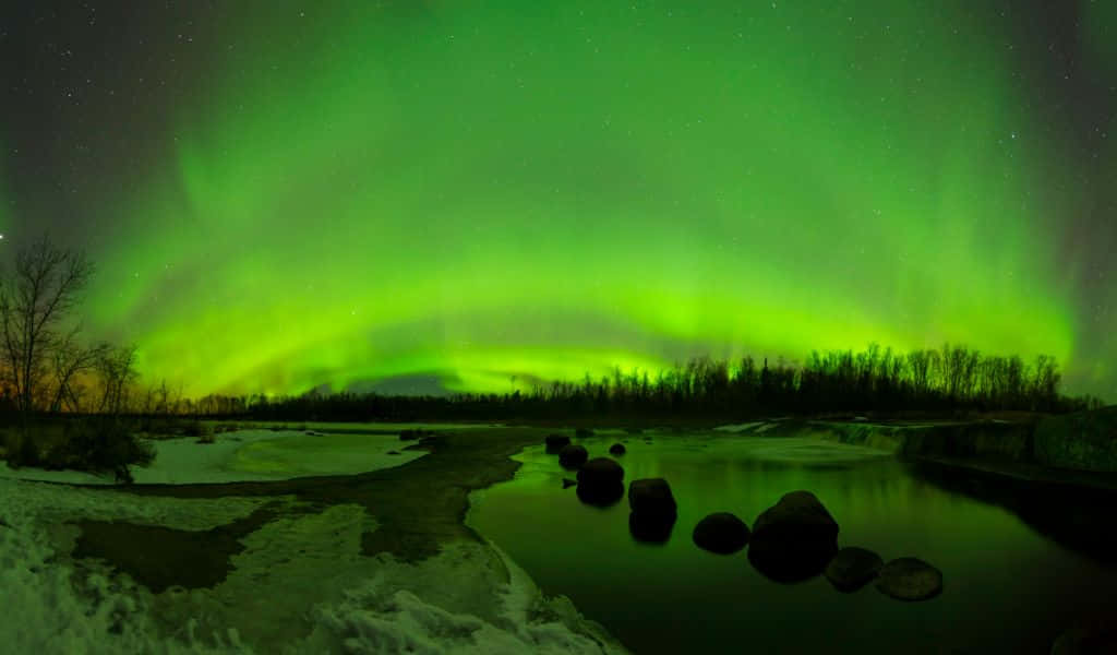 aurora borealis, starry winter sky, frozen river, SD Desktop Wallpaper