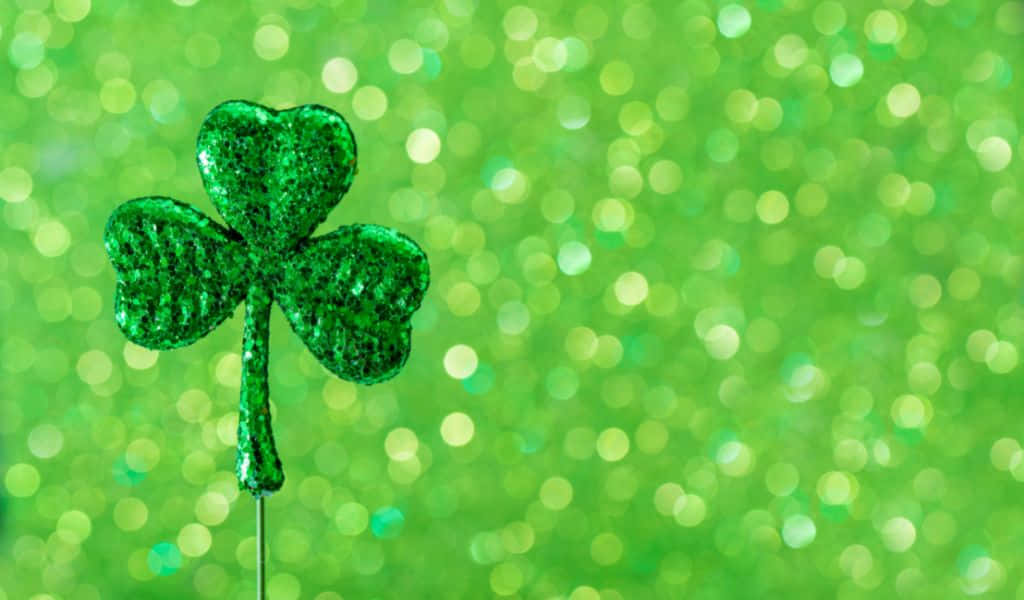 1024x600, glittering green, shamrock, SD Desktop Wallpaper