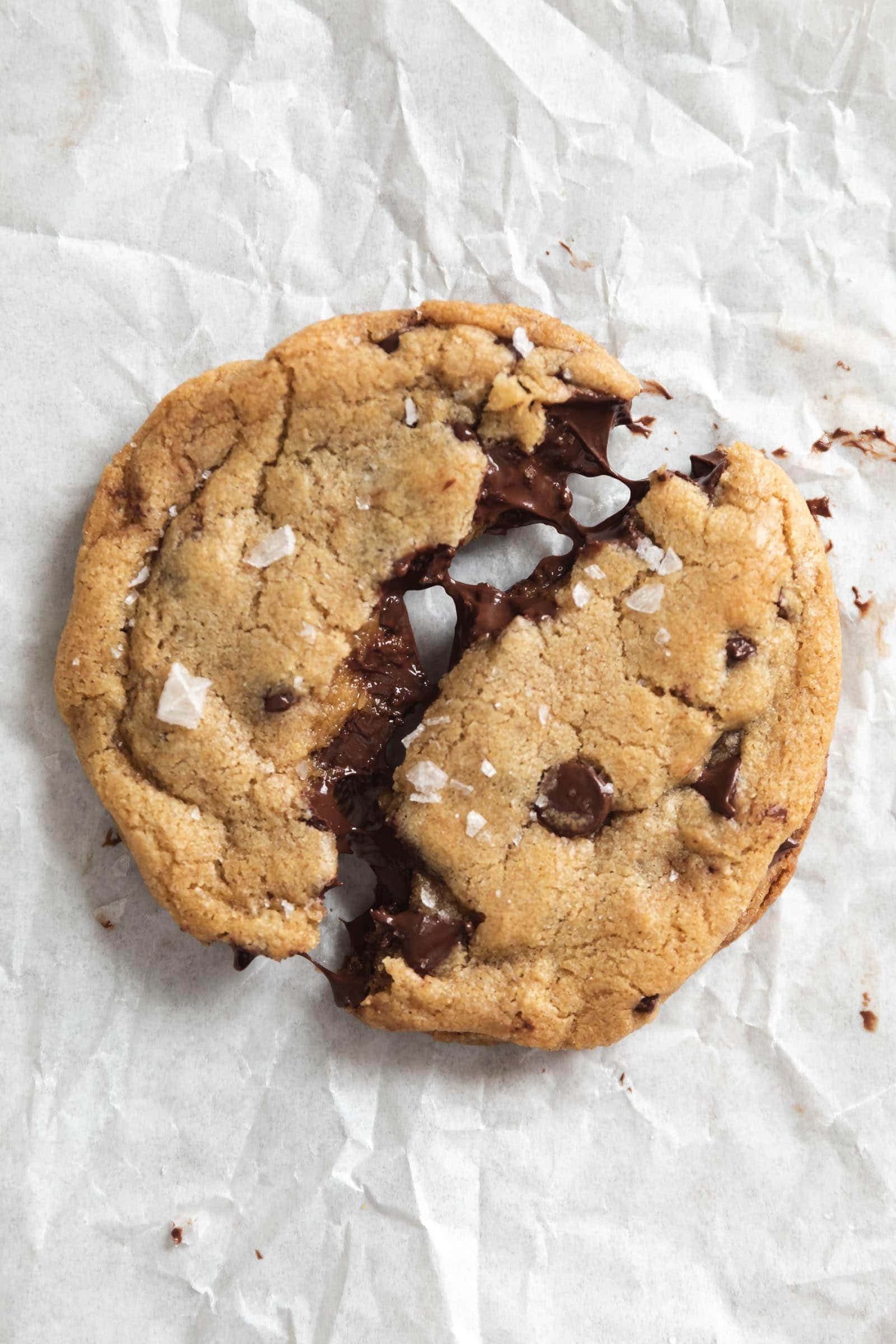 gourmet chocolate chip cookie, sea salt flakes, crumpled parchment paper, Full HD Phone Wallpaper