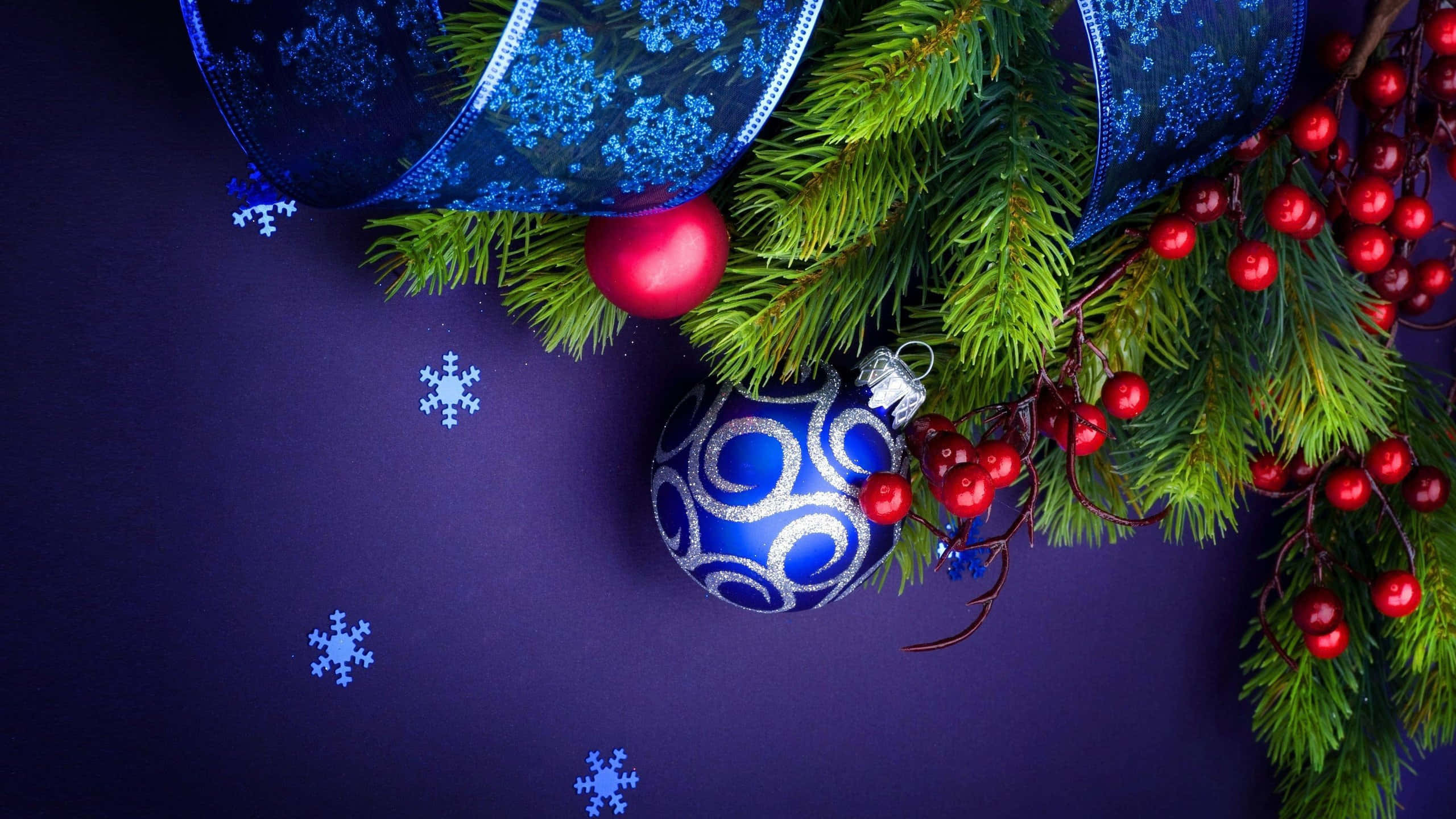 1920x1080 HD Christmas, mistletoe, evergreen branches, 2K Desktop Wallpaper