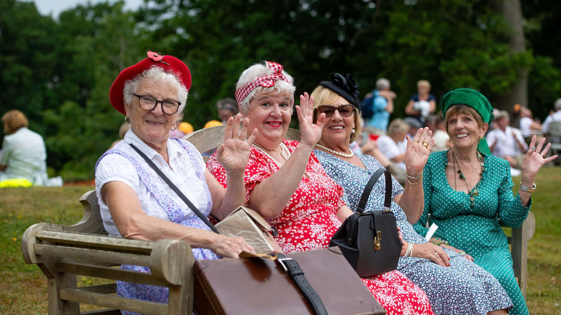 1940s vintage fashion enthusiasts, colorful dresses, hats, Full HD Desktop Wallpaper