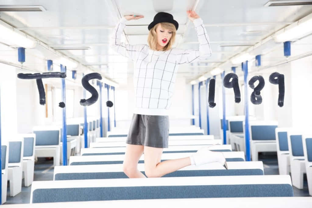 T.S. 1989, black hat, grid sweater, SD Desktop Wallpaper
