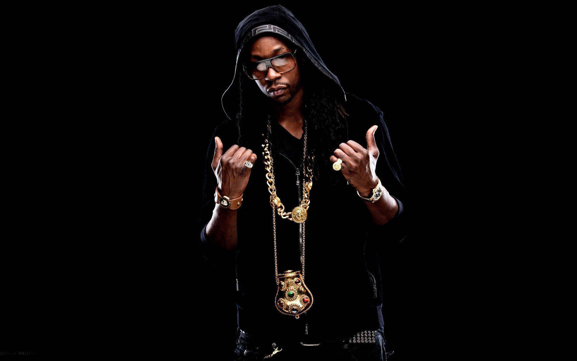 2 Chainz, black hoodie, glasses, Full HD Desktop Wallpaper