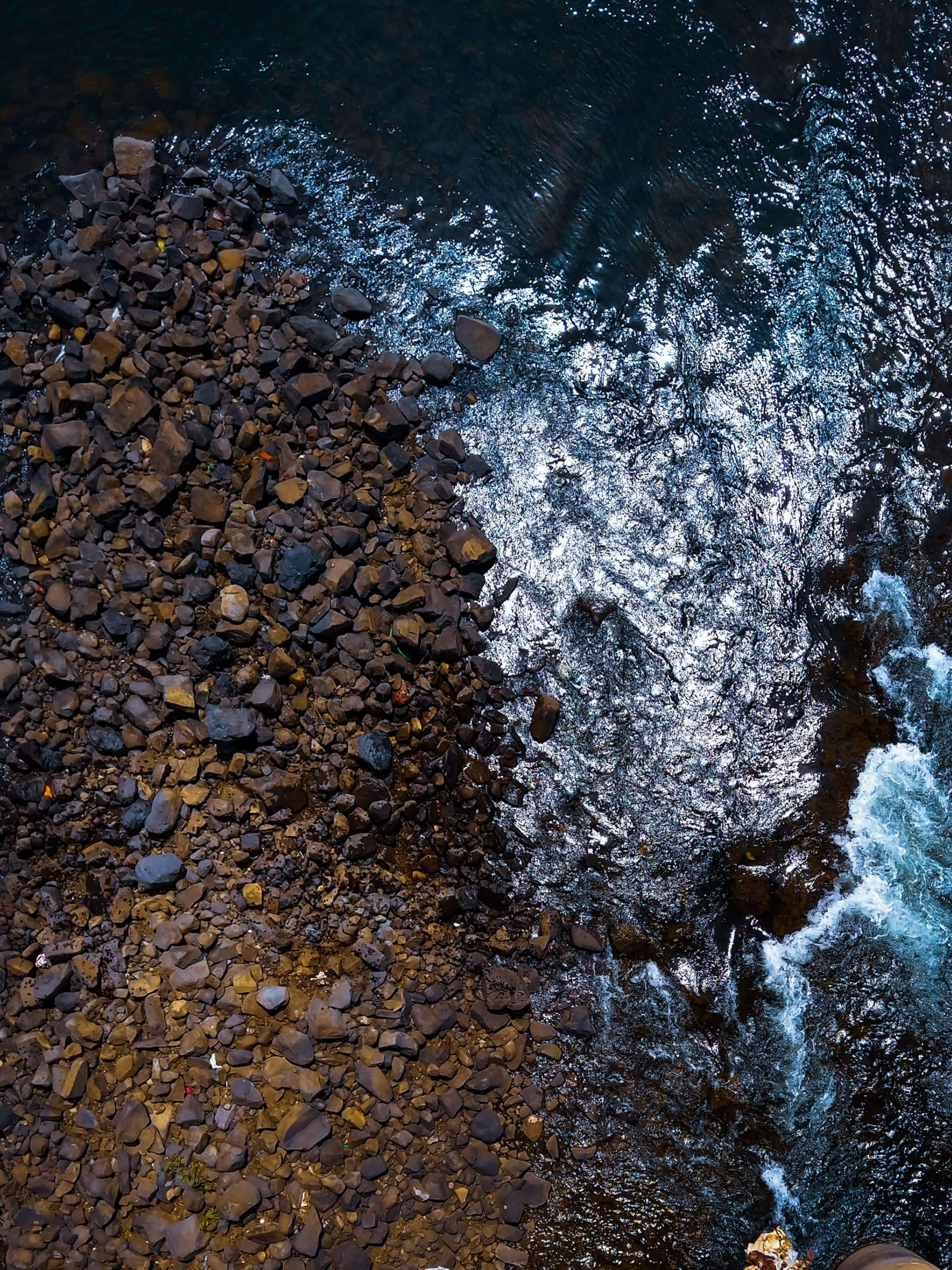 2048x2732, cliff, water, 2K Phone Wallpaper