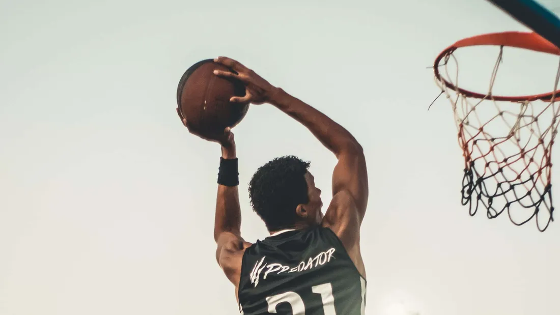 2560x1440 Basketball