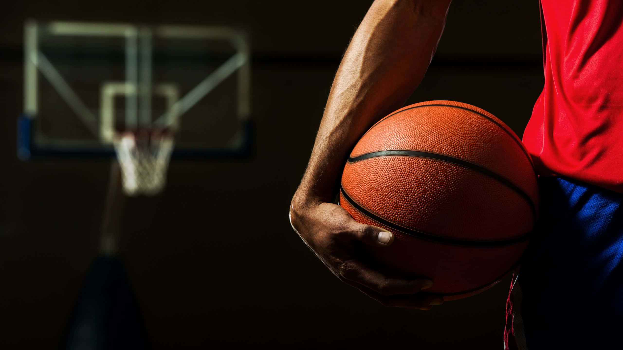 basketball player, orange ball, dimly lit gym, 2K Desktop Wallpaper