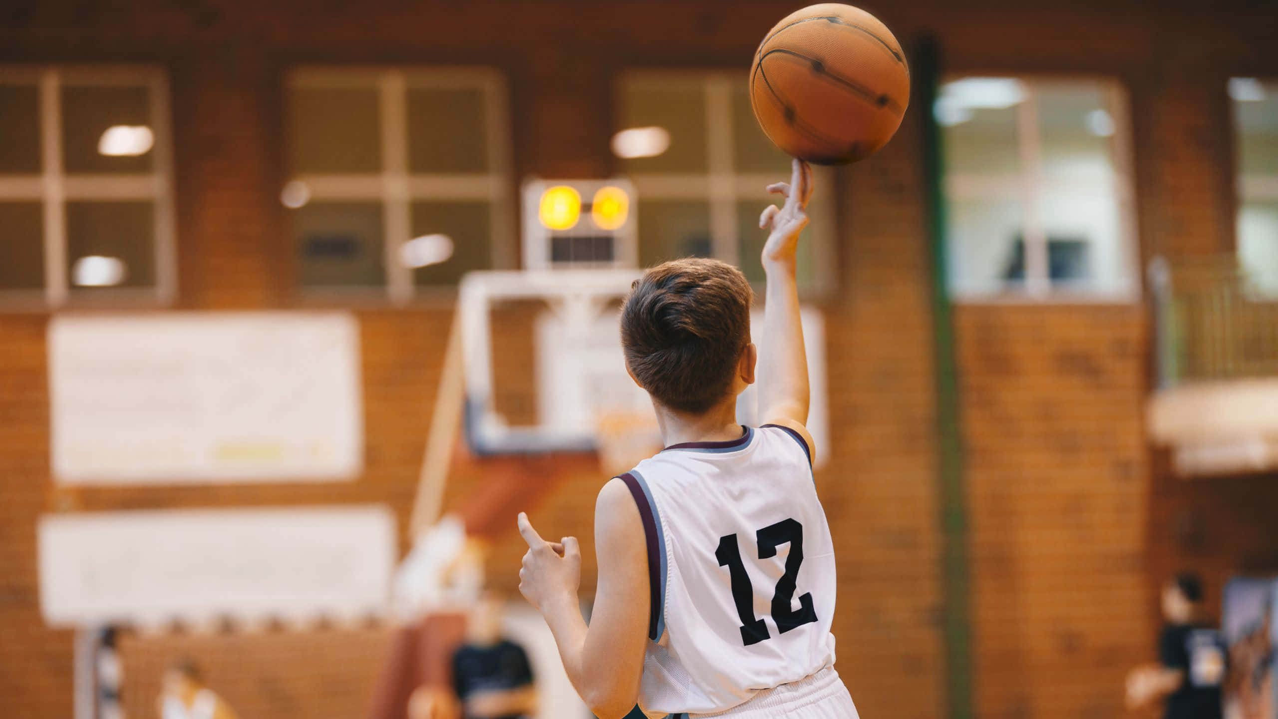 2560x1440, basketball, white jersey, 2K Desktop Wallpaper