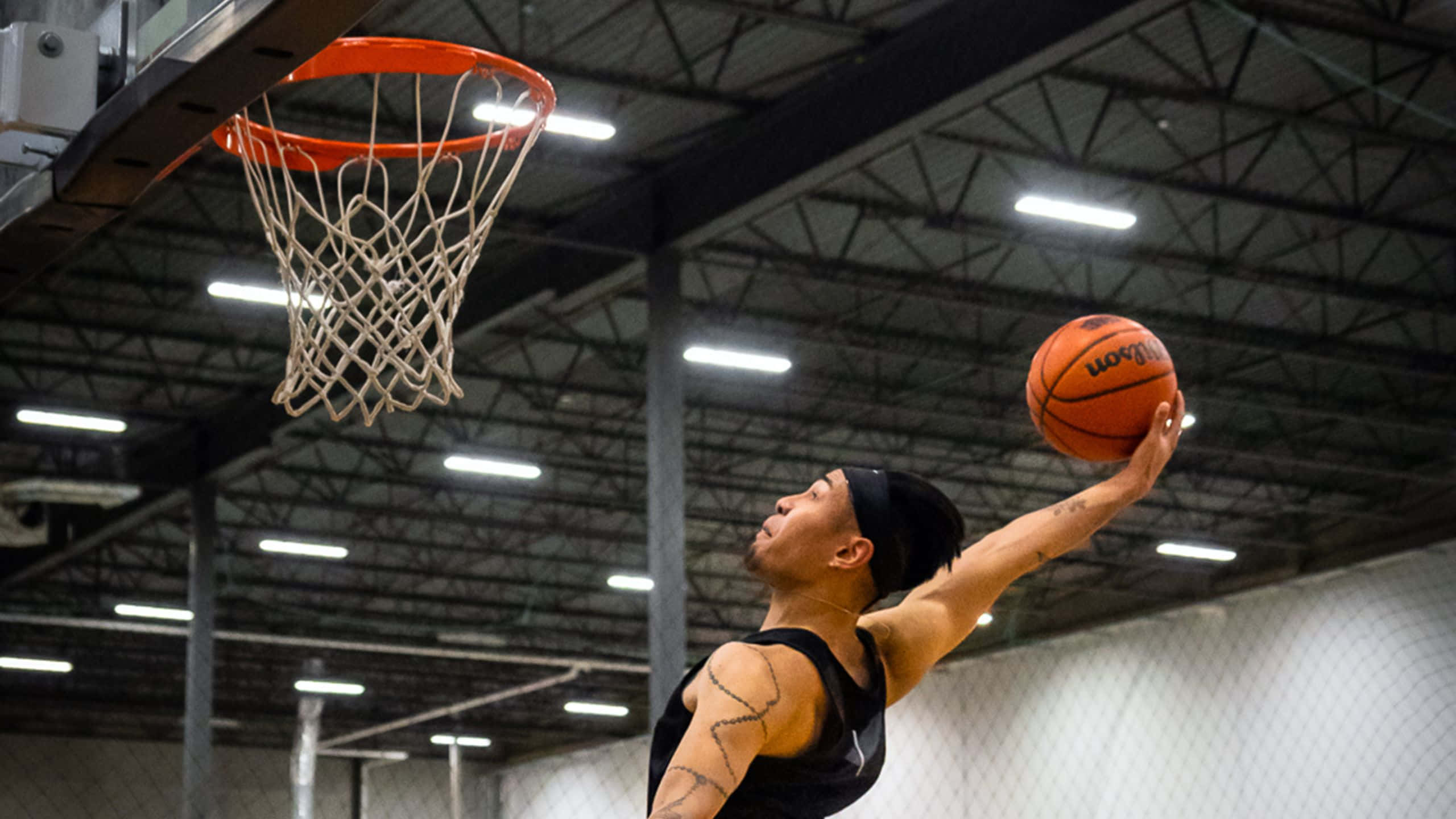 2560x1440 basketball, black tank top, orange ball, 2K Desktop Wallpaper