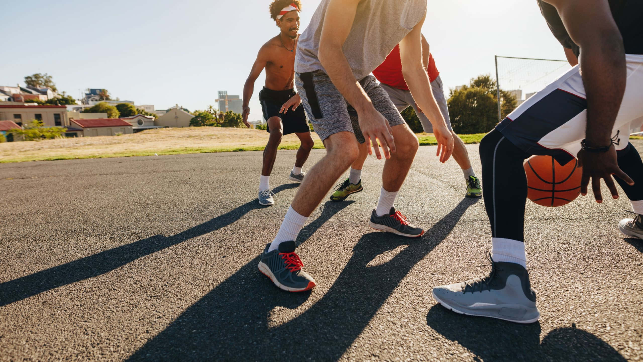 basketball, outdoor court, sunlit, 2K Desktop Wallpaper