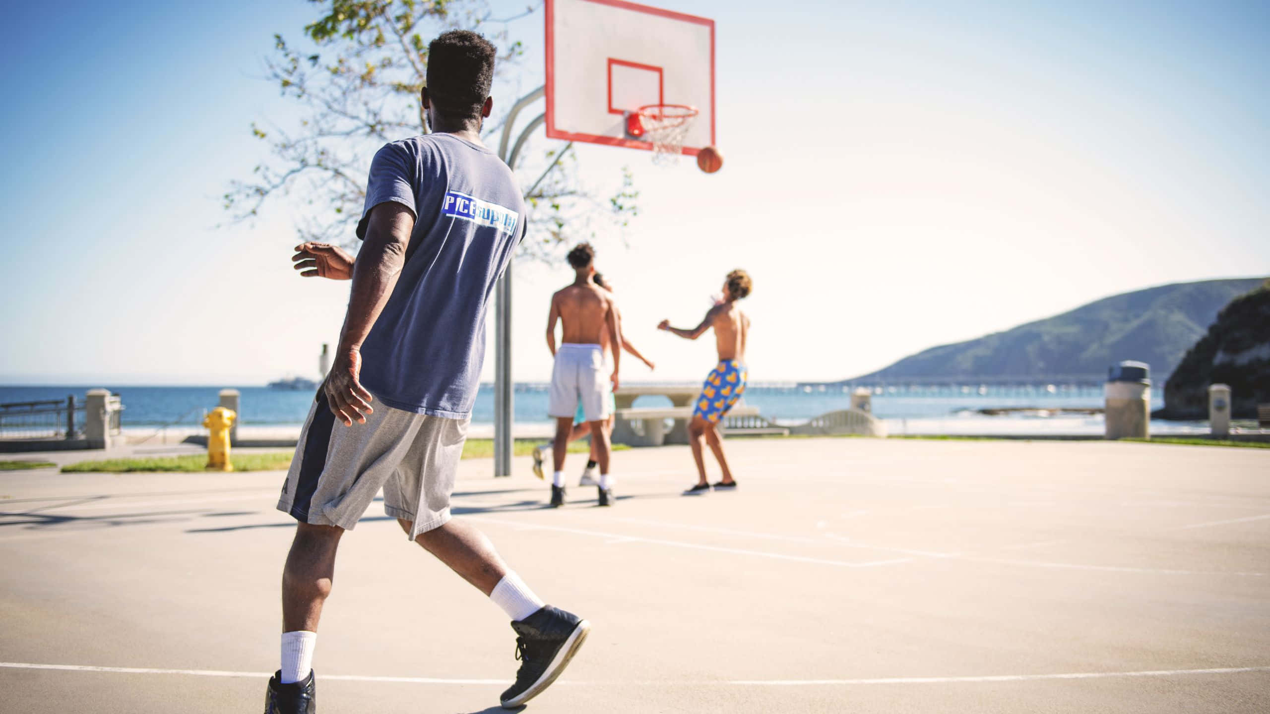 2560x1440, basketball, outdoor court, 2K Desktop Wallpaper