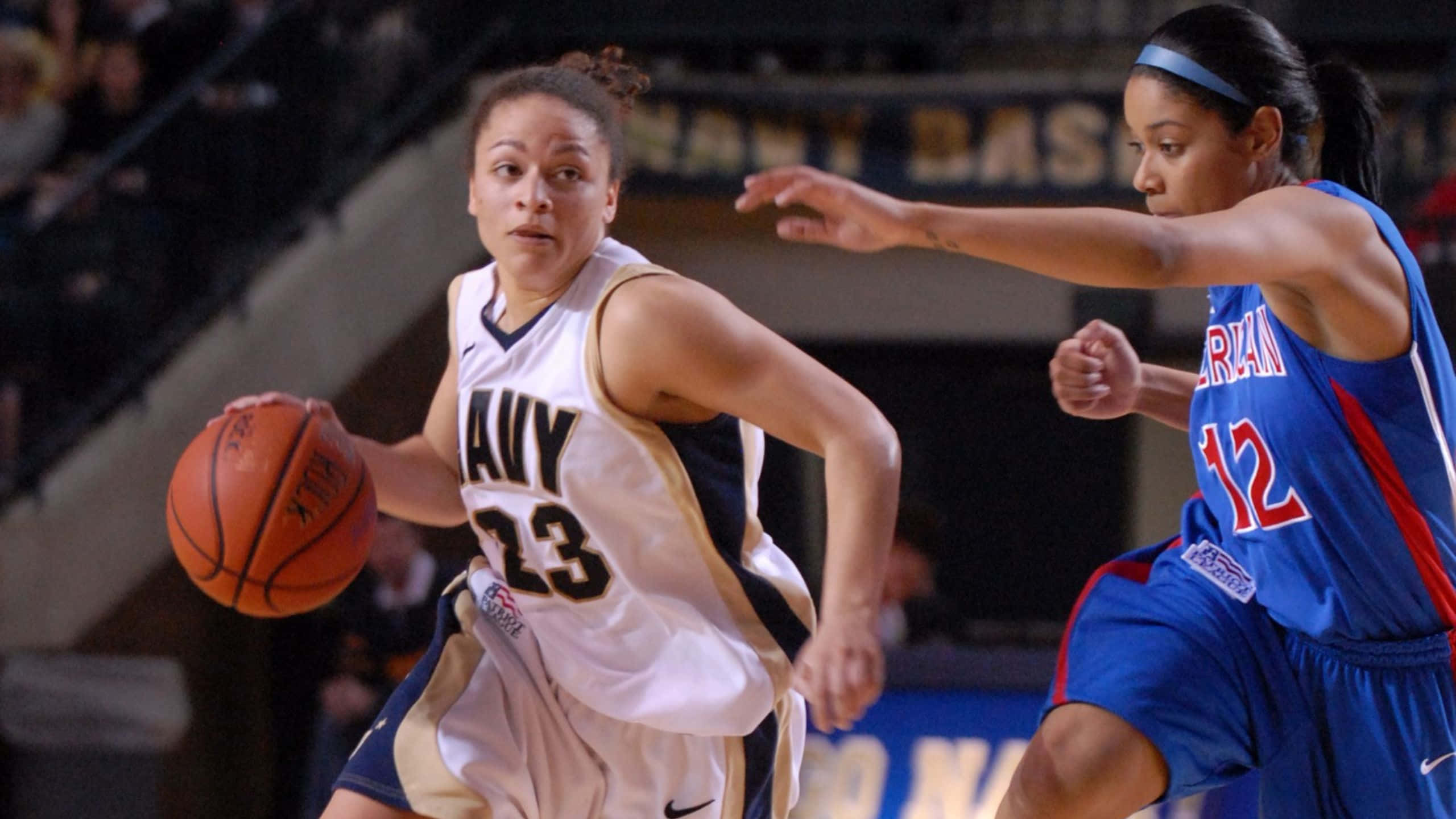 2560x1440, female basketball player, white Navy jersey, 2K Desktop Wallpaper