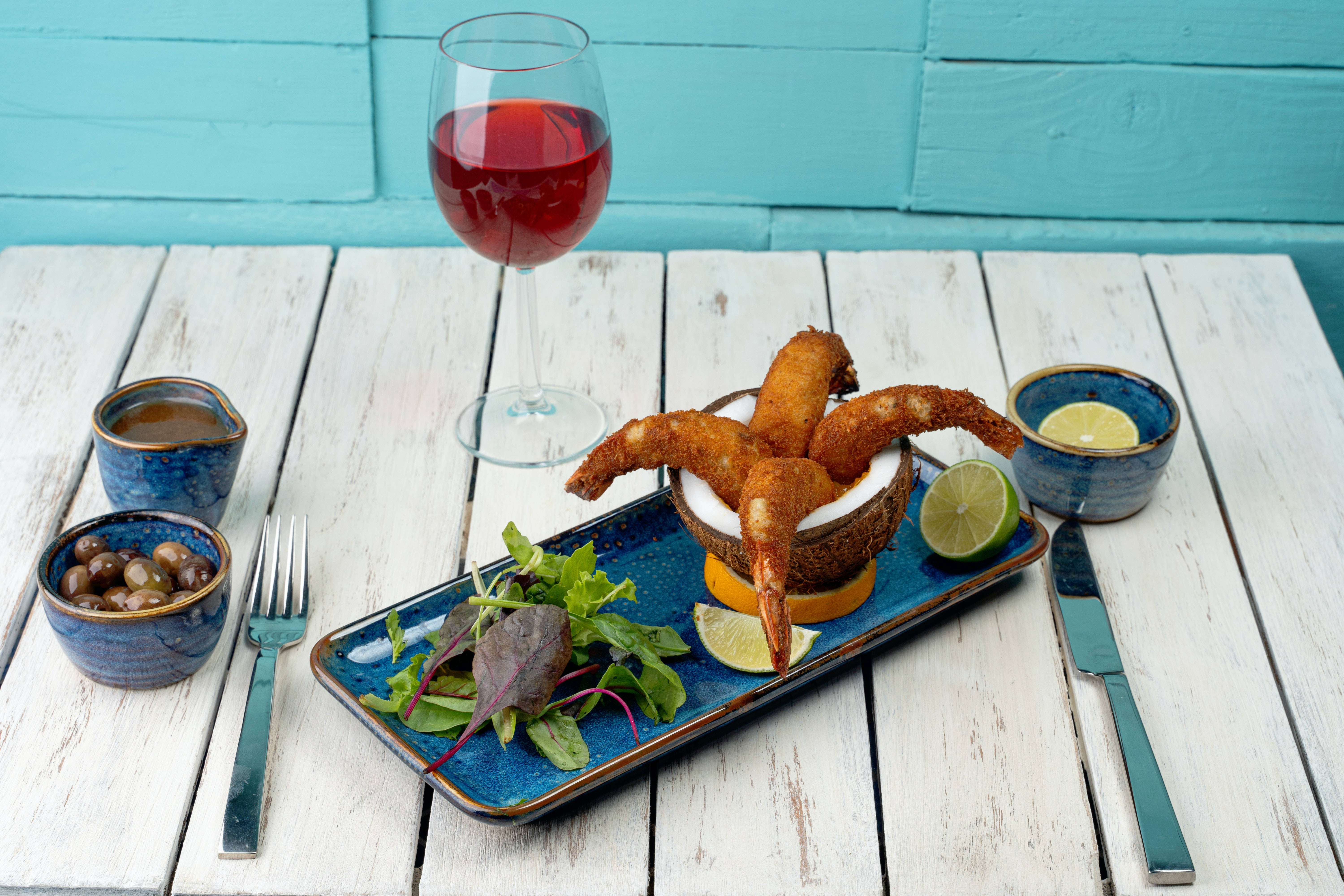 cooked prawn, coconut shell, fresh salad lime, 5K Desktop Wallpaper