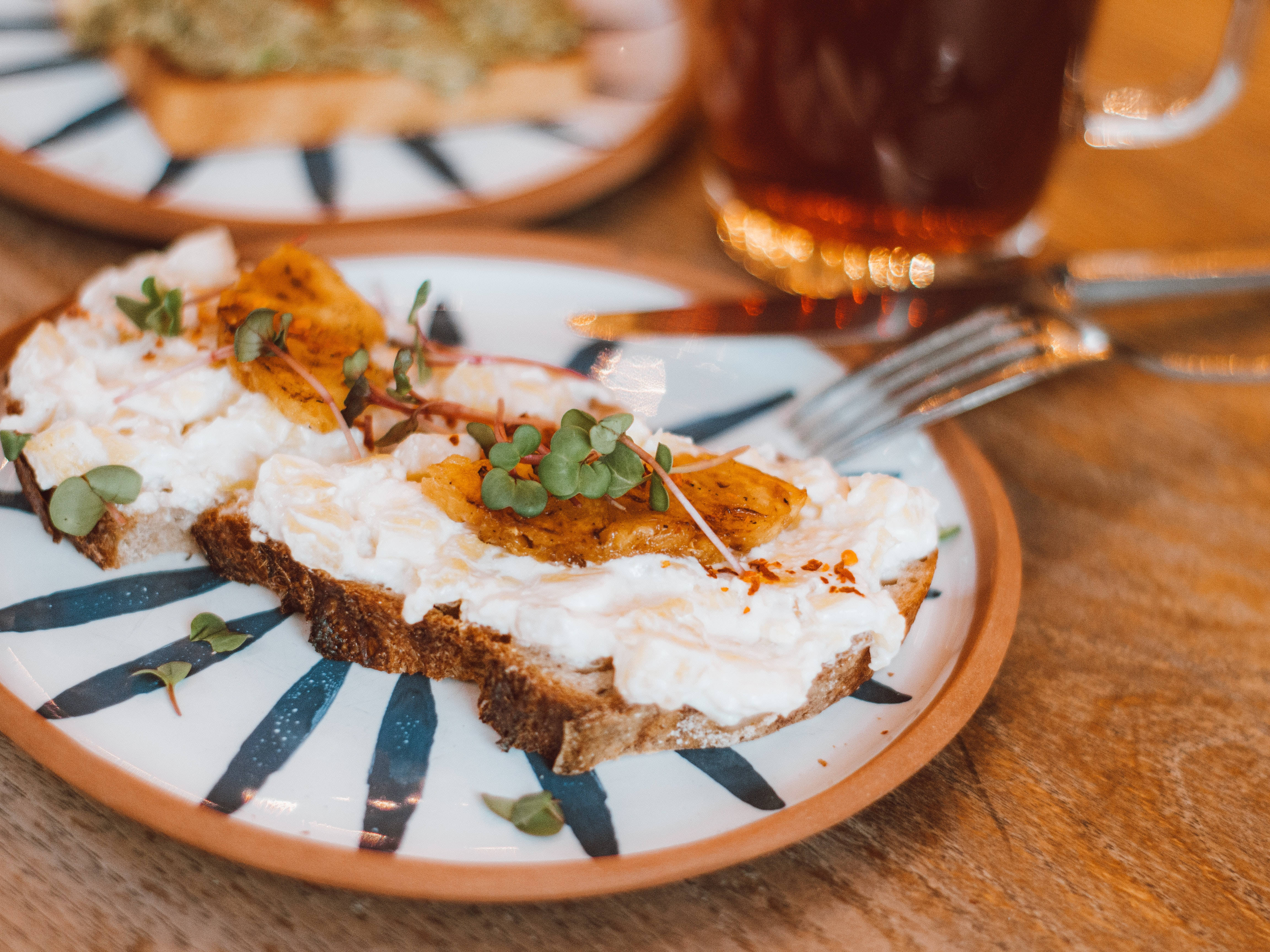 2560x1440 Food, ricotta toast, roasted squash, 4K Desktop Wallpaper