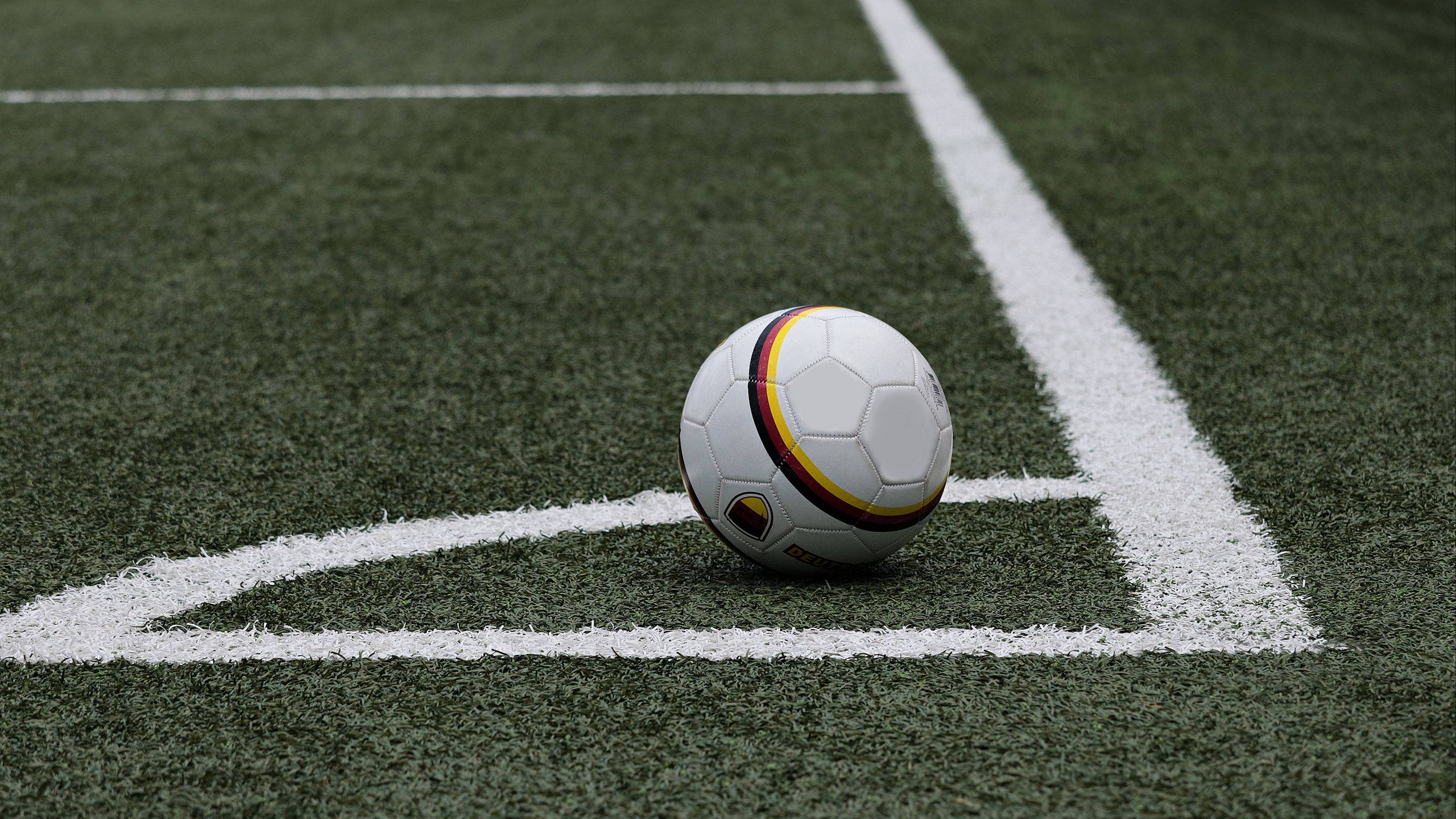 2560x1440, soccer, white soccer ball, 2K Desktop Wallpaper