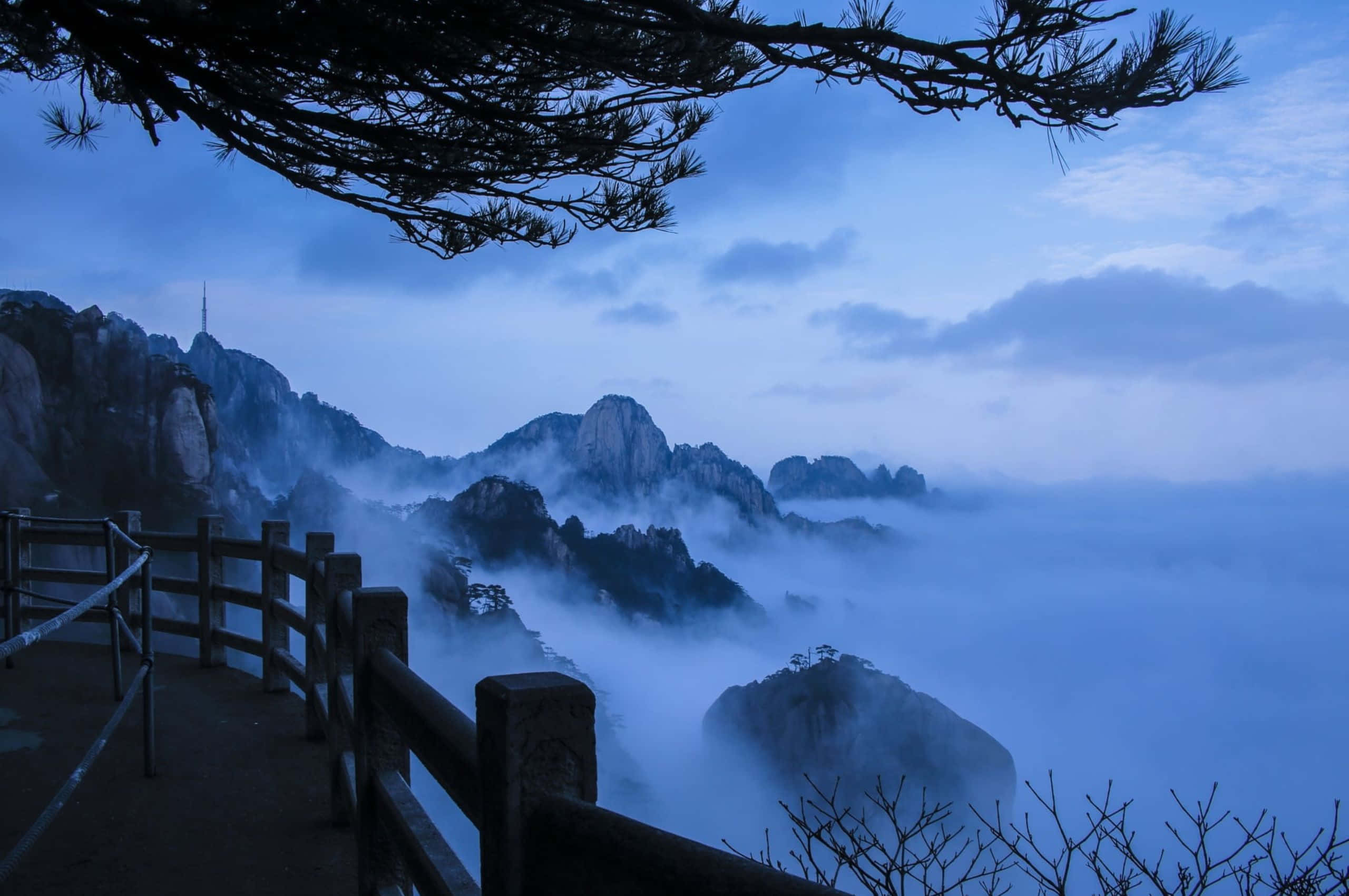 2560x1700, misty mountains, cool blue twilight, 2K Desktop Wallpaper