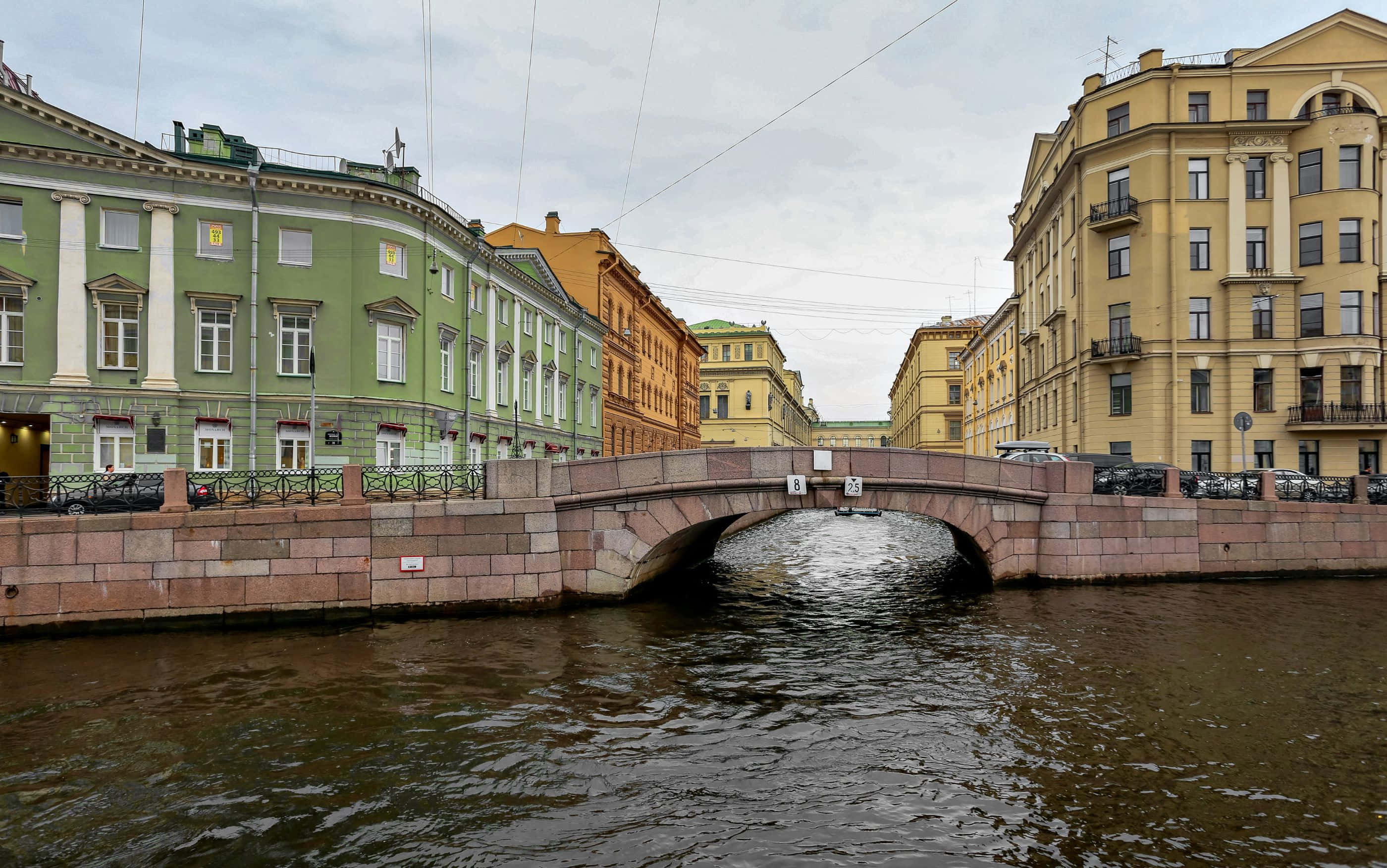 2800x1752, stone bridge, calm canal, 2K Desktop Wallpaper