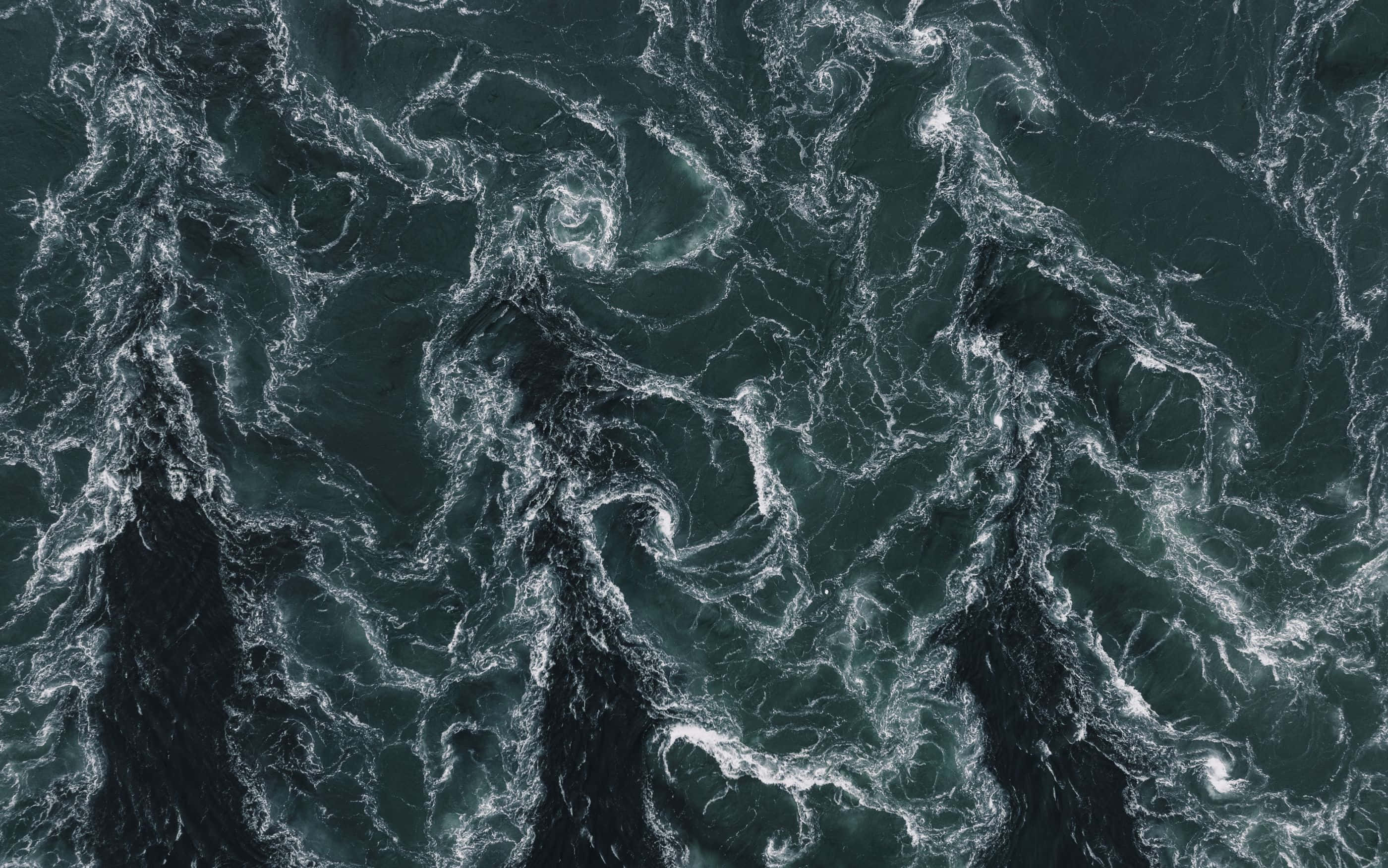 2800x1752, dark green ocean, white foam, 2K Desktop Wallpaper