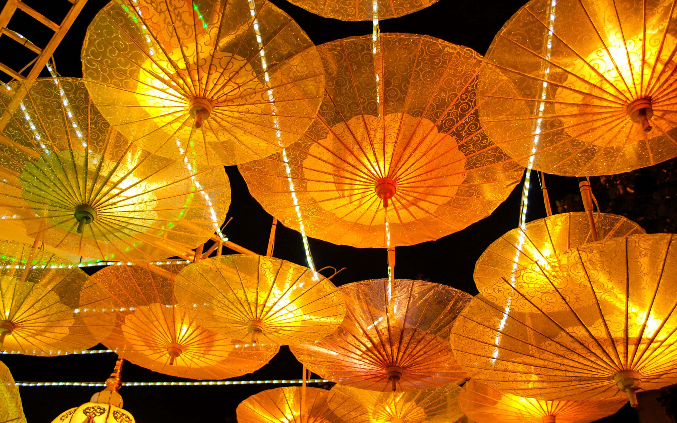 2880x1800, glowing yellow, green paper lanterns, 2K Desktop Wallpaper