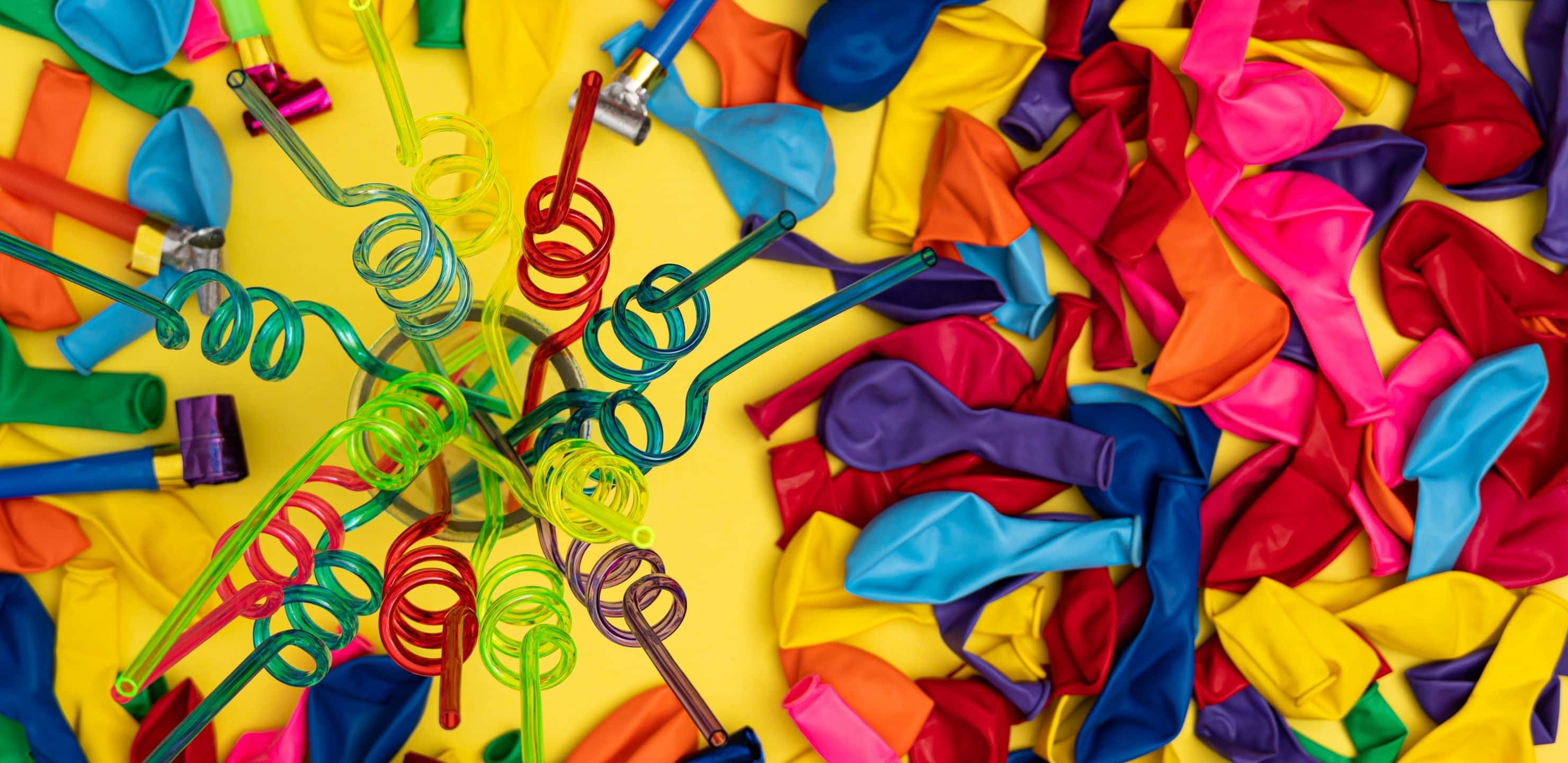 2960x1440, rainbow balloons, coiled party blowers, 2K Desktop Wallpaper