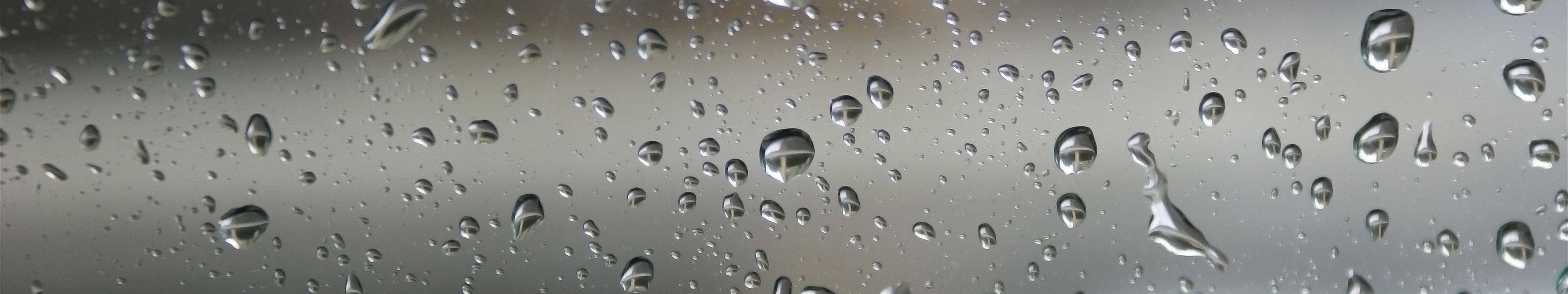 3 Monitor, dew drops, glass surface, 5K Desktop Wallpaper