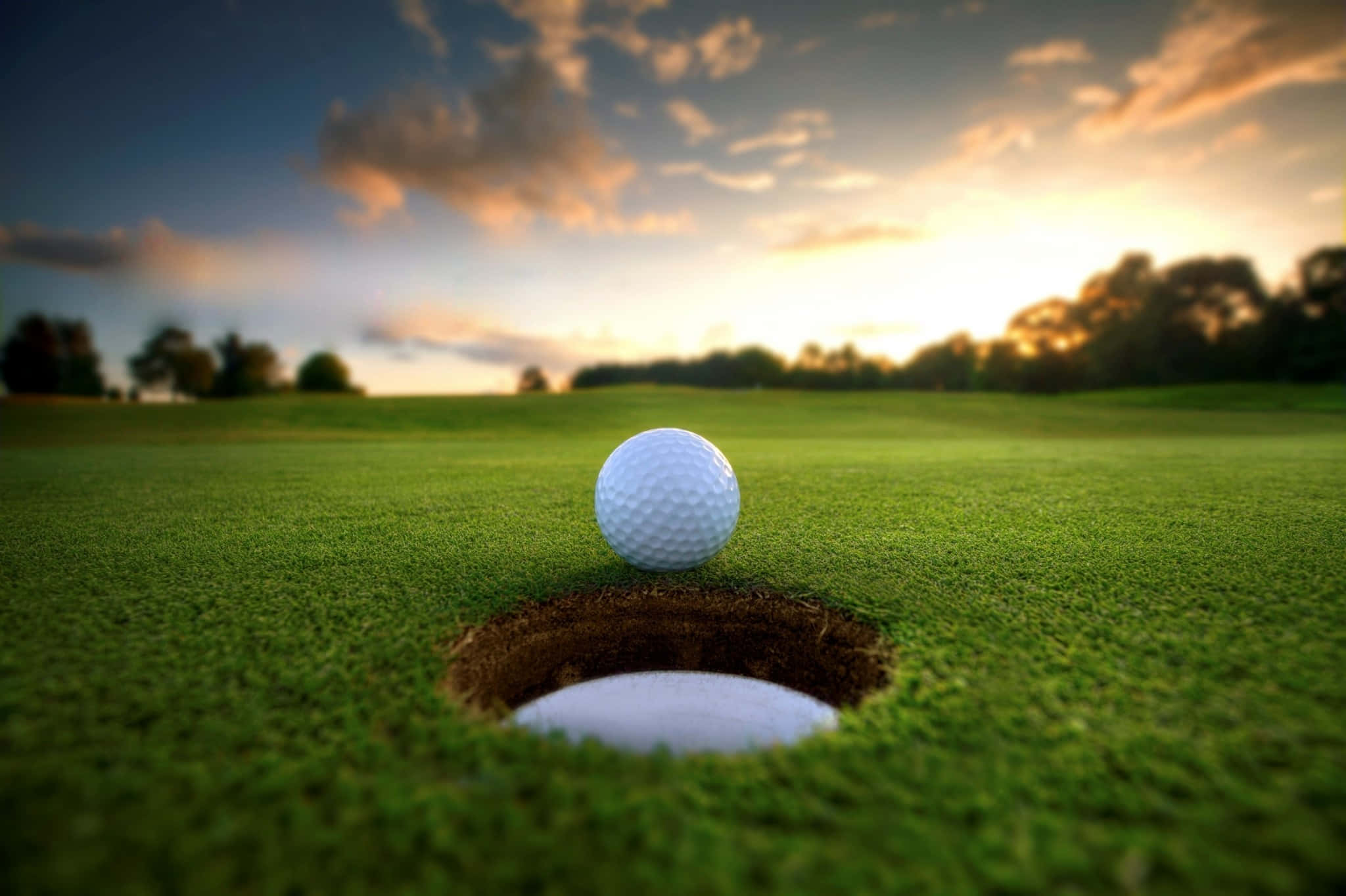 3d Golf Desktop, white golf ball, green fairway, Full HD Desktop Wallpaper