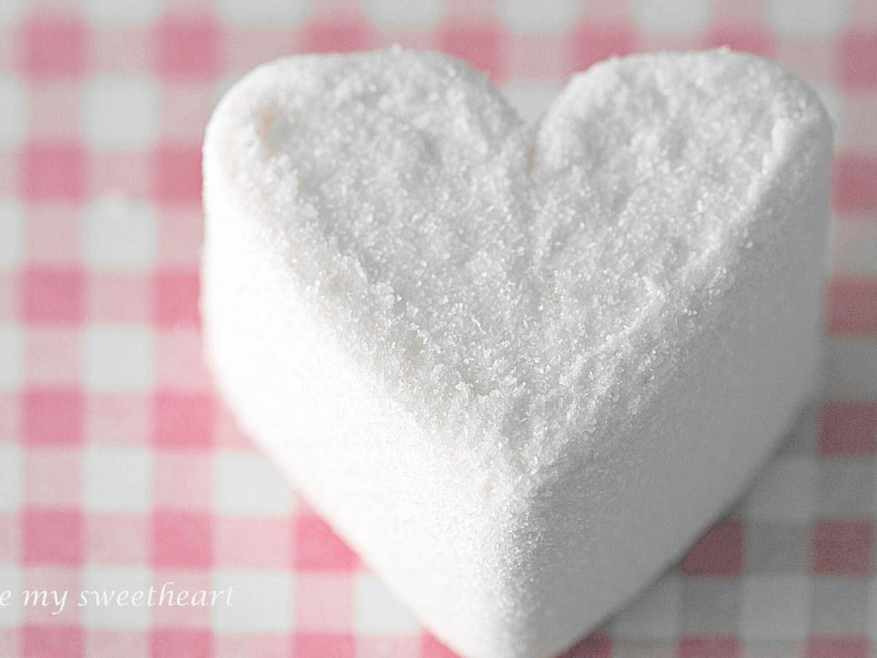 3d powdery white marshmallow heart, white sugar heart, pink and white checkered surface, HD Desktop Wallpaper