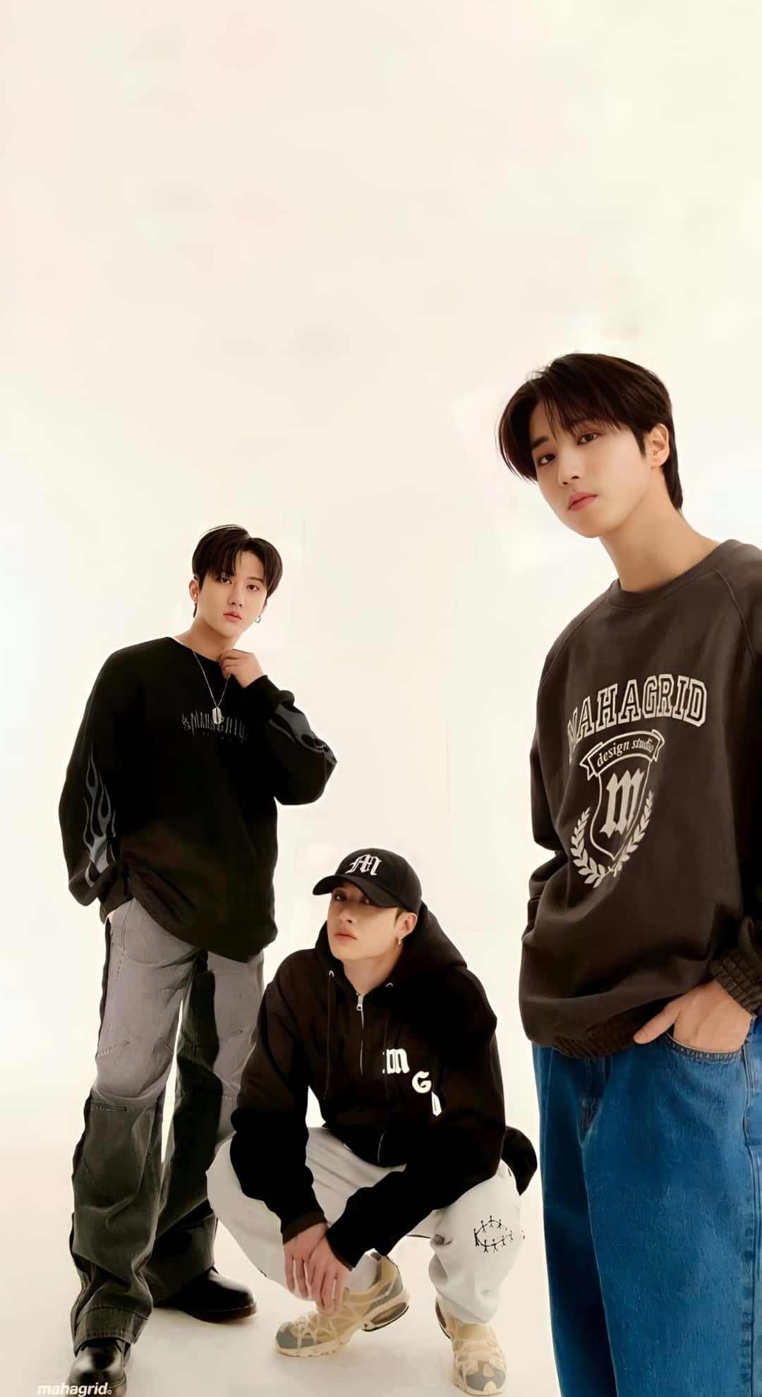 3racha, casual streetwear, bright white studio backdrop, Full HD Phone Wallpaper
