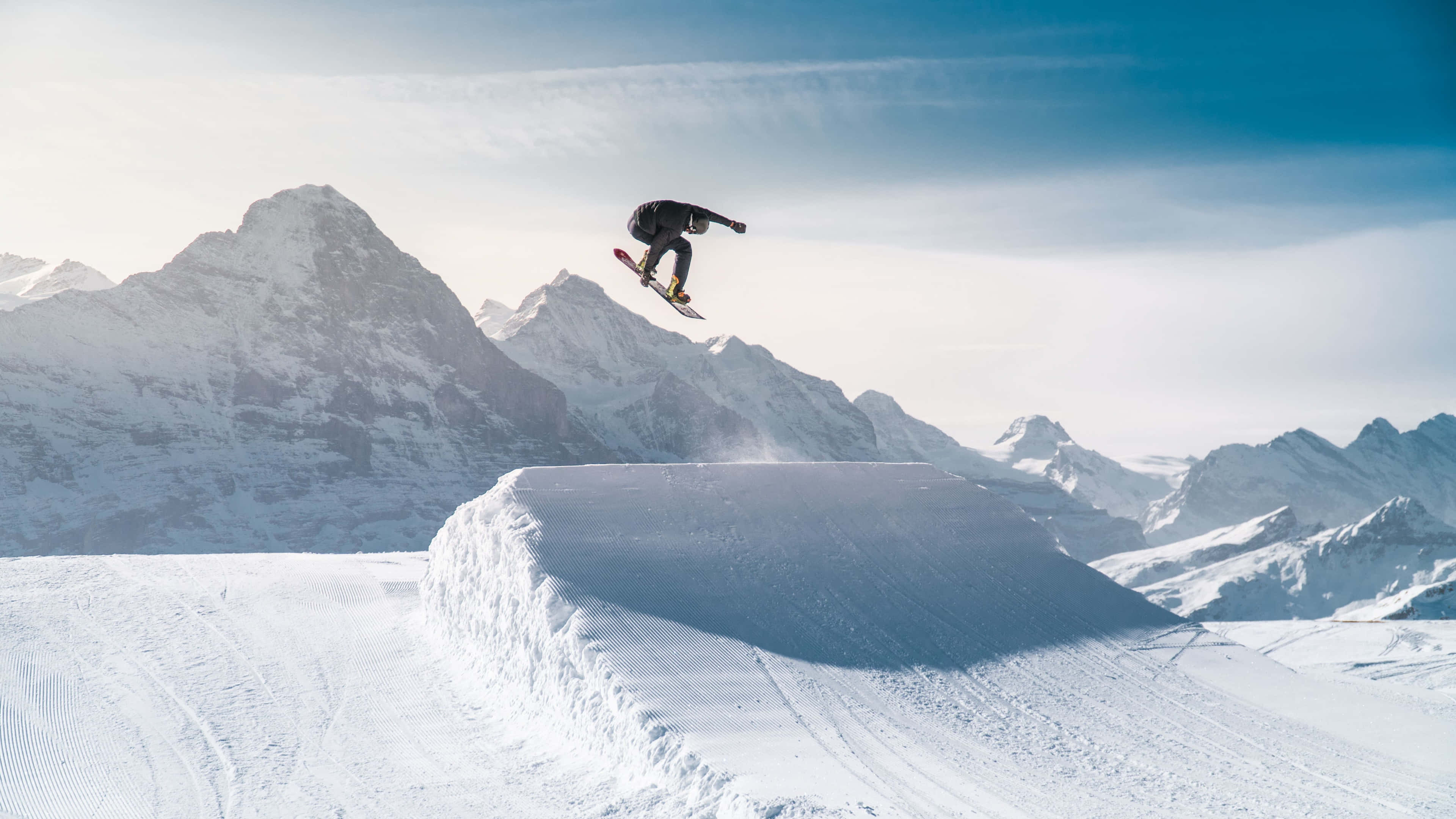 snowboarder, snow ramp, jagged mountain peaks, 4K Desktop Wallpaper