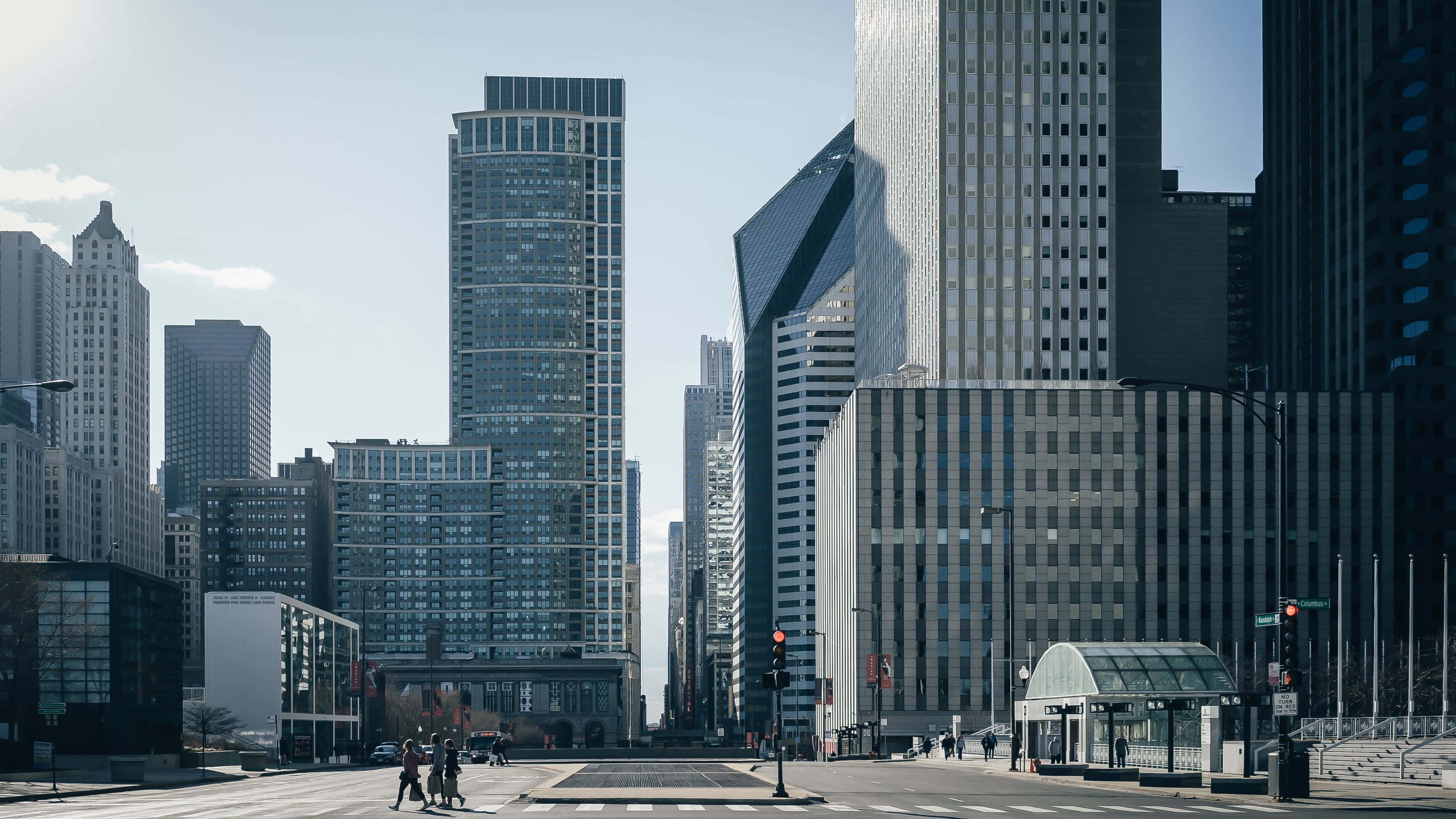 urban canyon, glass and steel skyscrapers, sunlit urban street, 4K Desktop Wallpaper