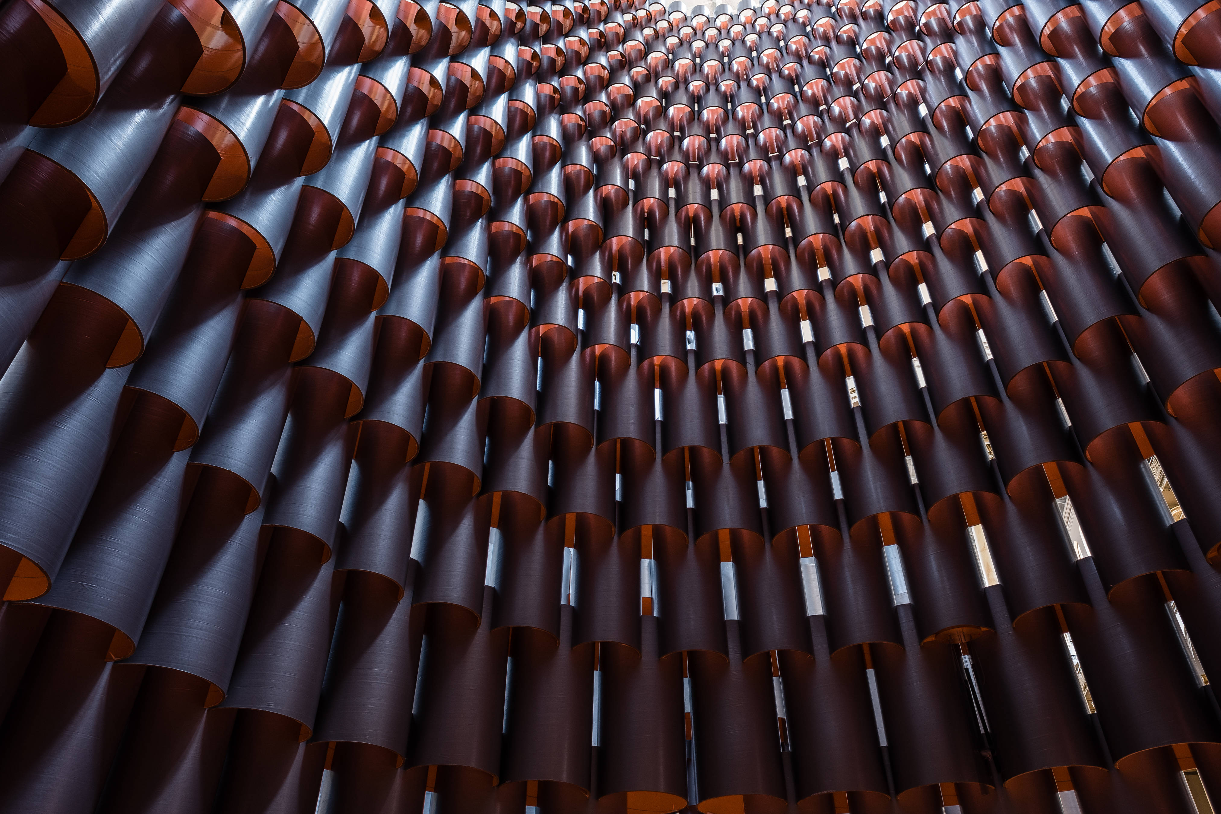 symmetrical design, metallic, copper-colored, 4K Desktop Wallpaper