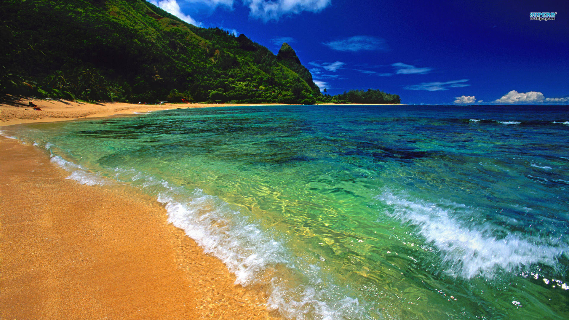 crystal clear water, turquoise waves, golden sandy beach, Full HD Desktop Wallpaper