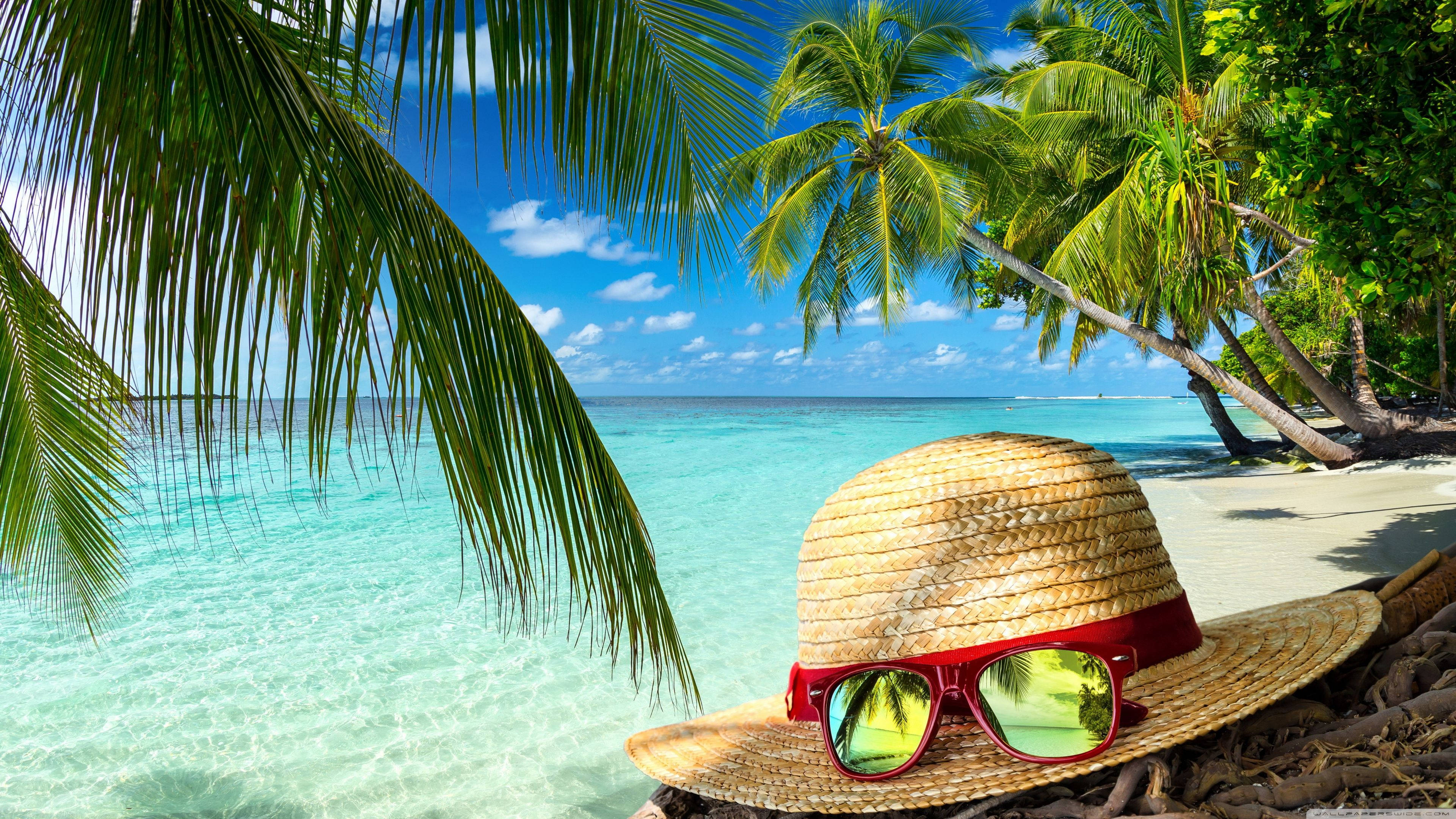 straw hat, red sunglasses, beach chair, 4K Desktop Wallpaper