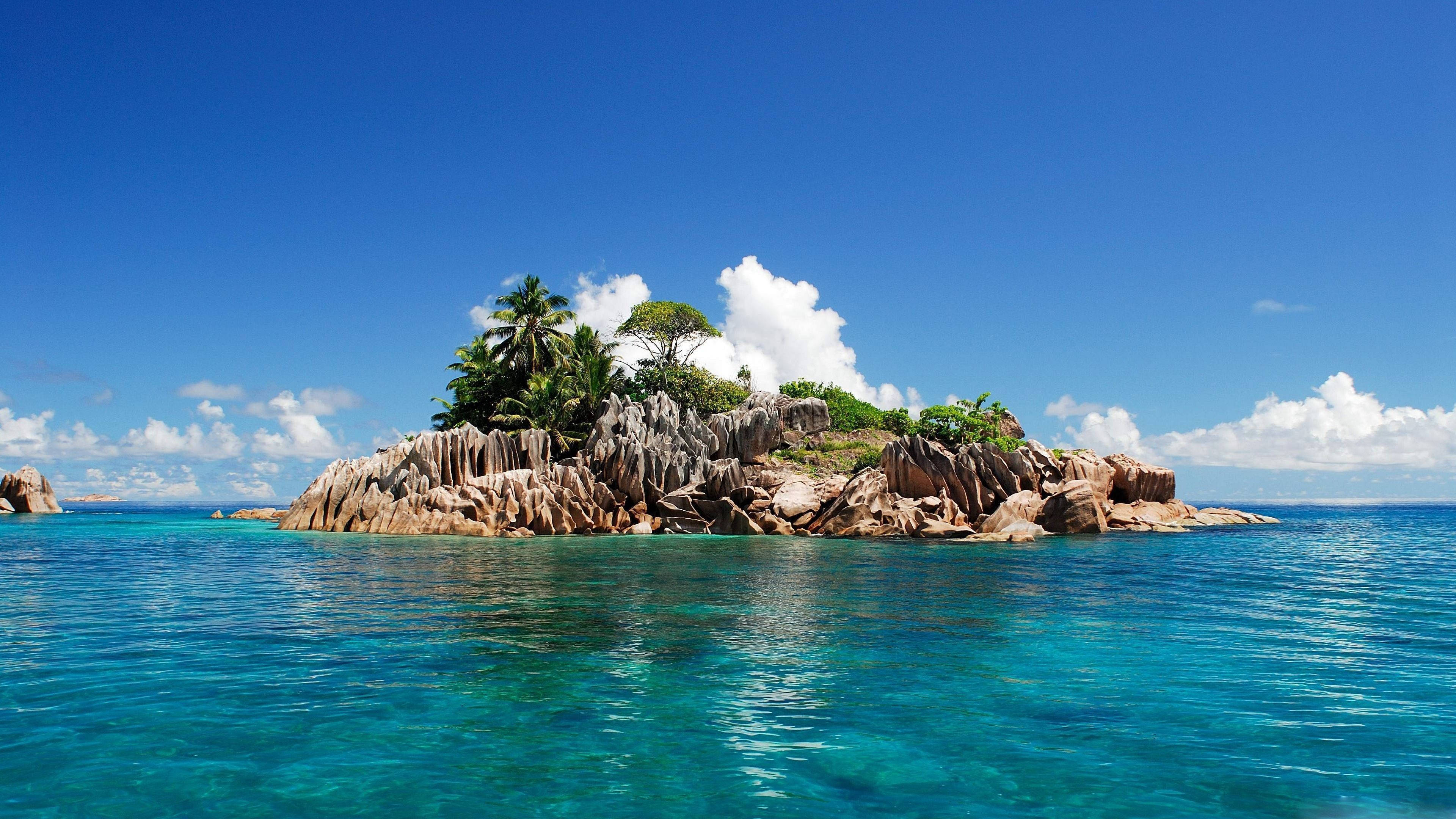 4K Computer, tropical island, jagged granite rocks, 4K Desktop Wallpaper