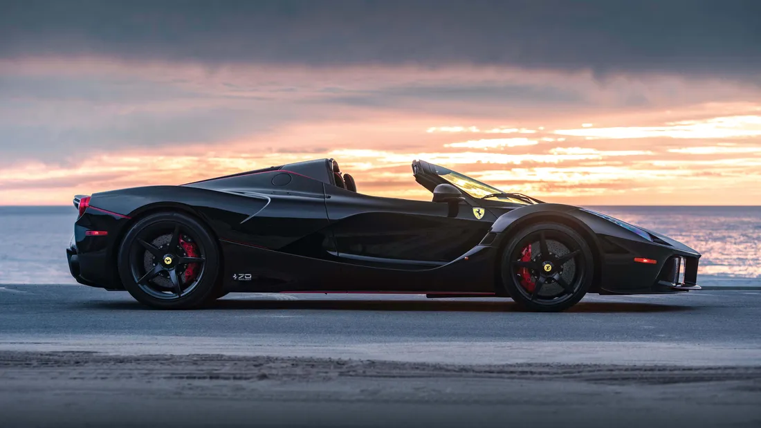 4K Ferrari