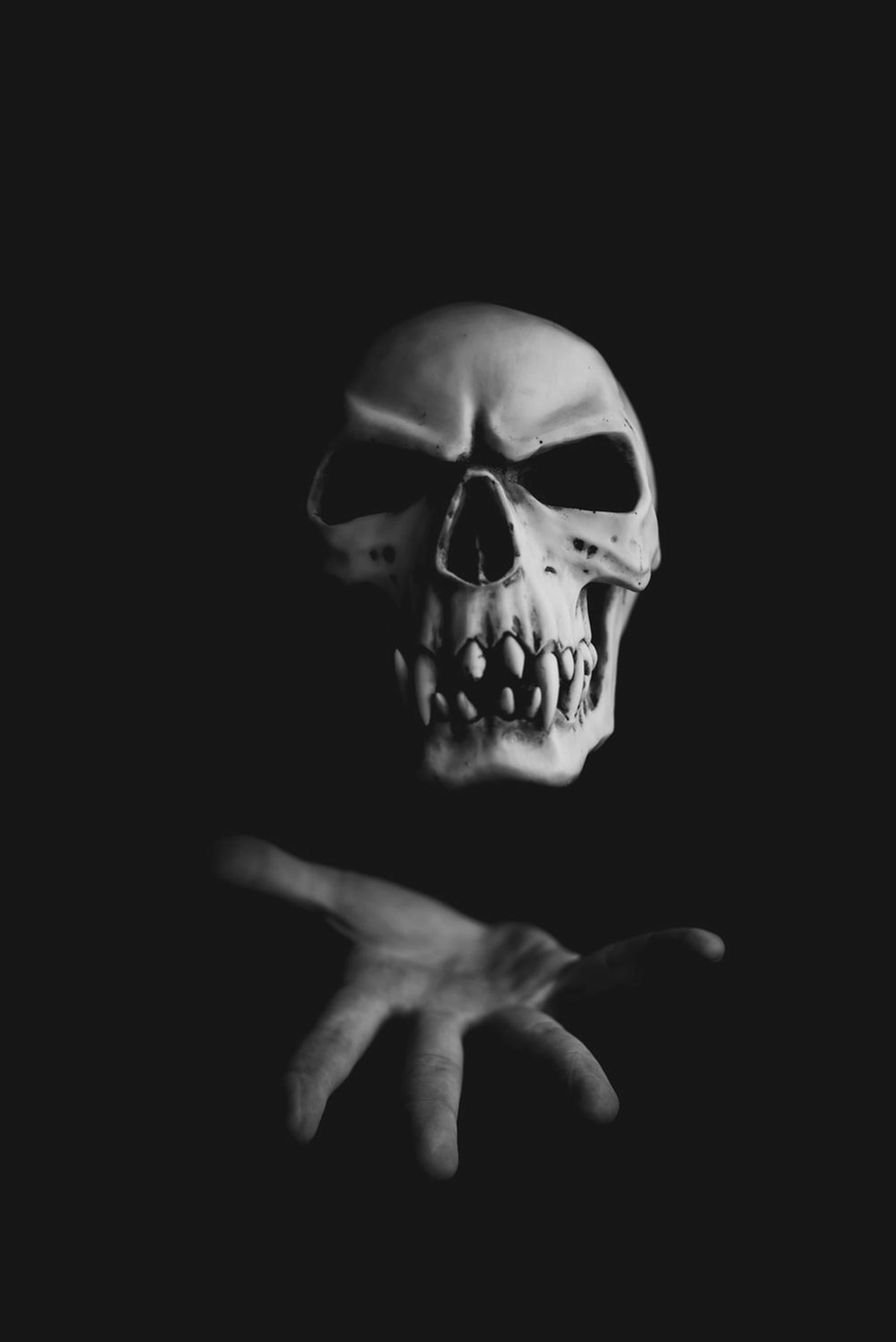 4K Horror, skull, floating, 5K Phone Wallpaper