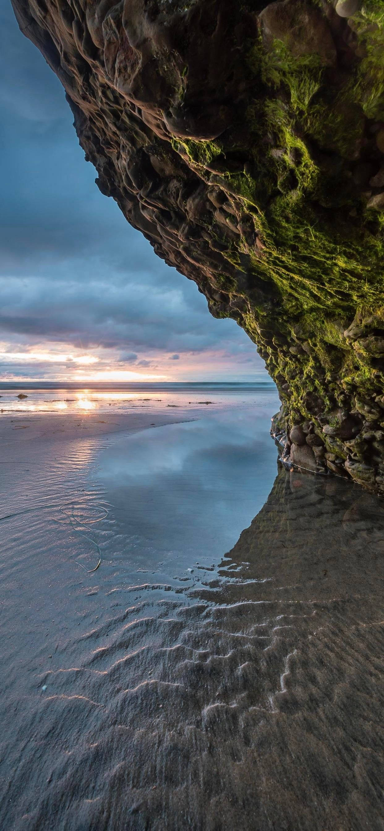 beach, 4K iPhone, mossy cliff, 2K Phone Wallpaper