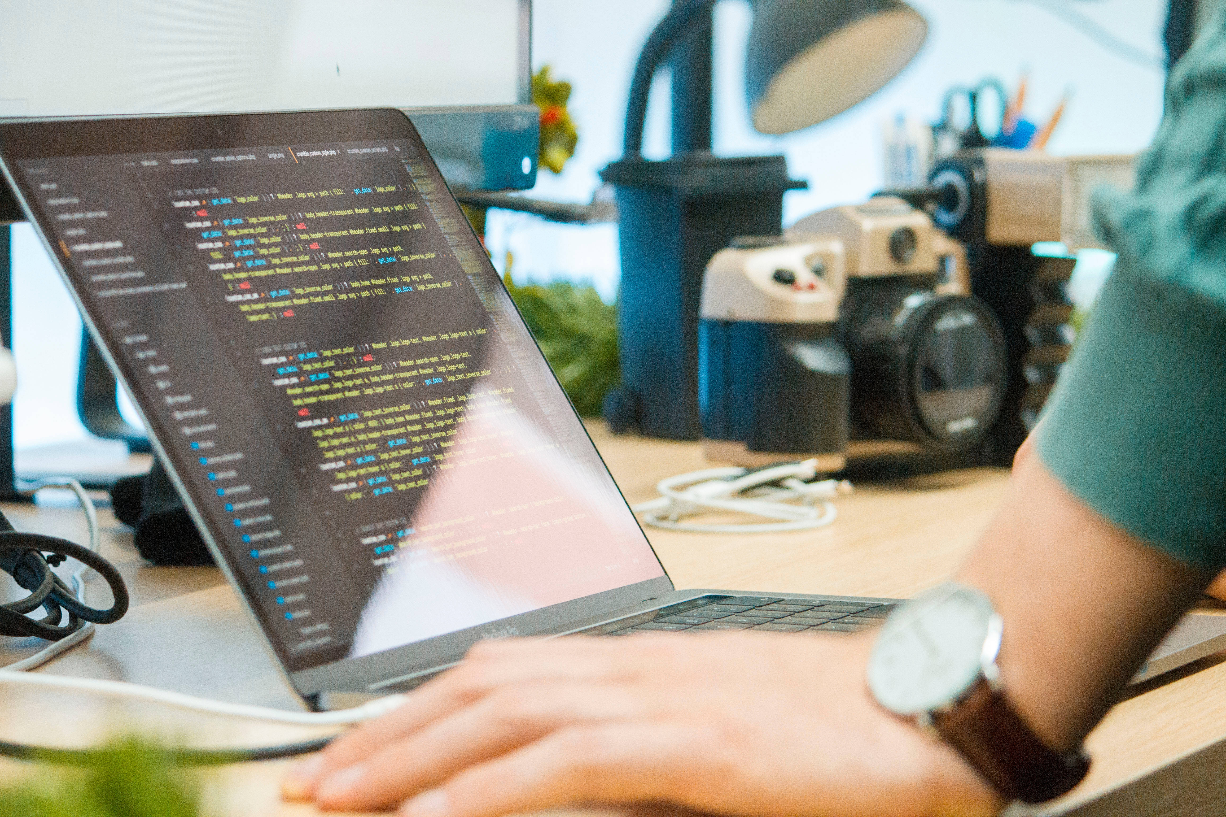 4K Programming Laptop, laptop, hand types code, 5K Desktop Wallpaper