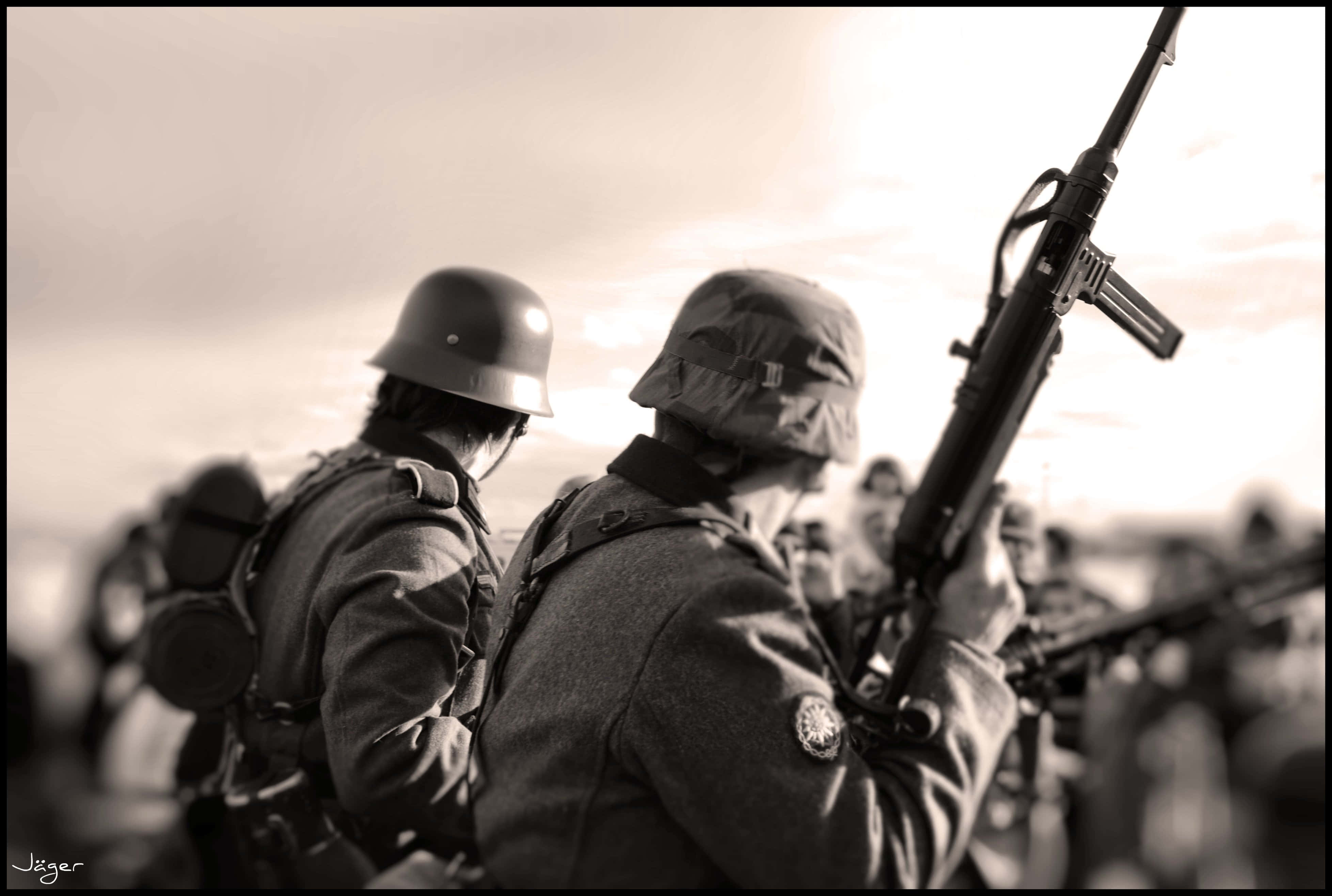 4K Military, historical uniforms, hazy sky, 4K Desktop Wallpaper