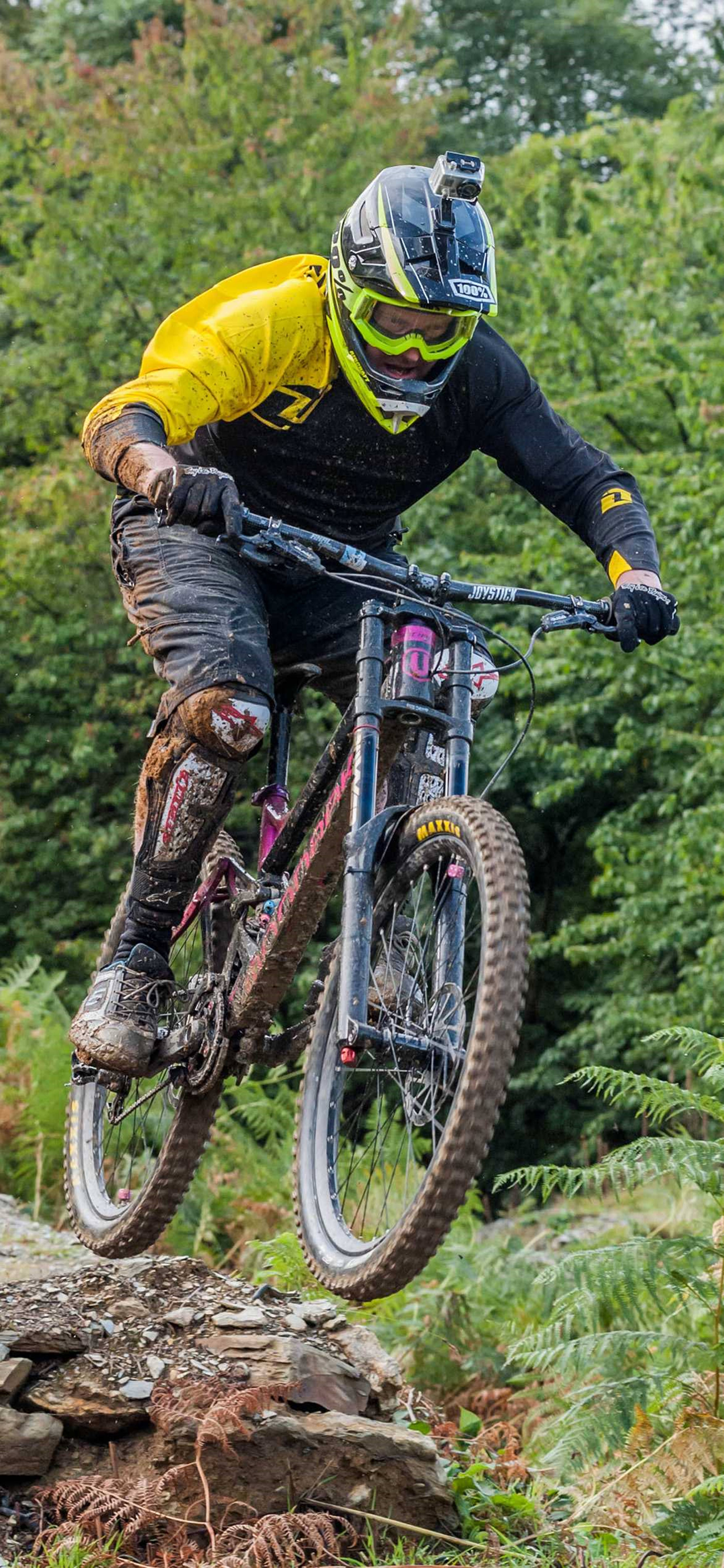 4K Mountain Bike, yellow jersey, mud trail, 8K Phone Wallpaper