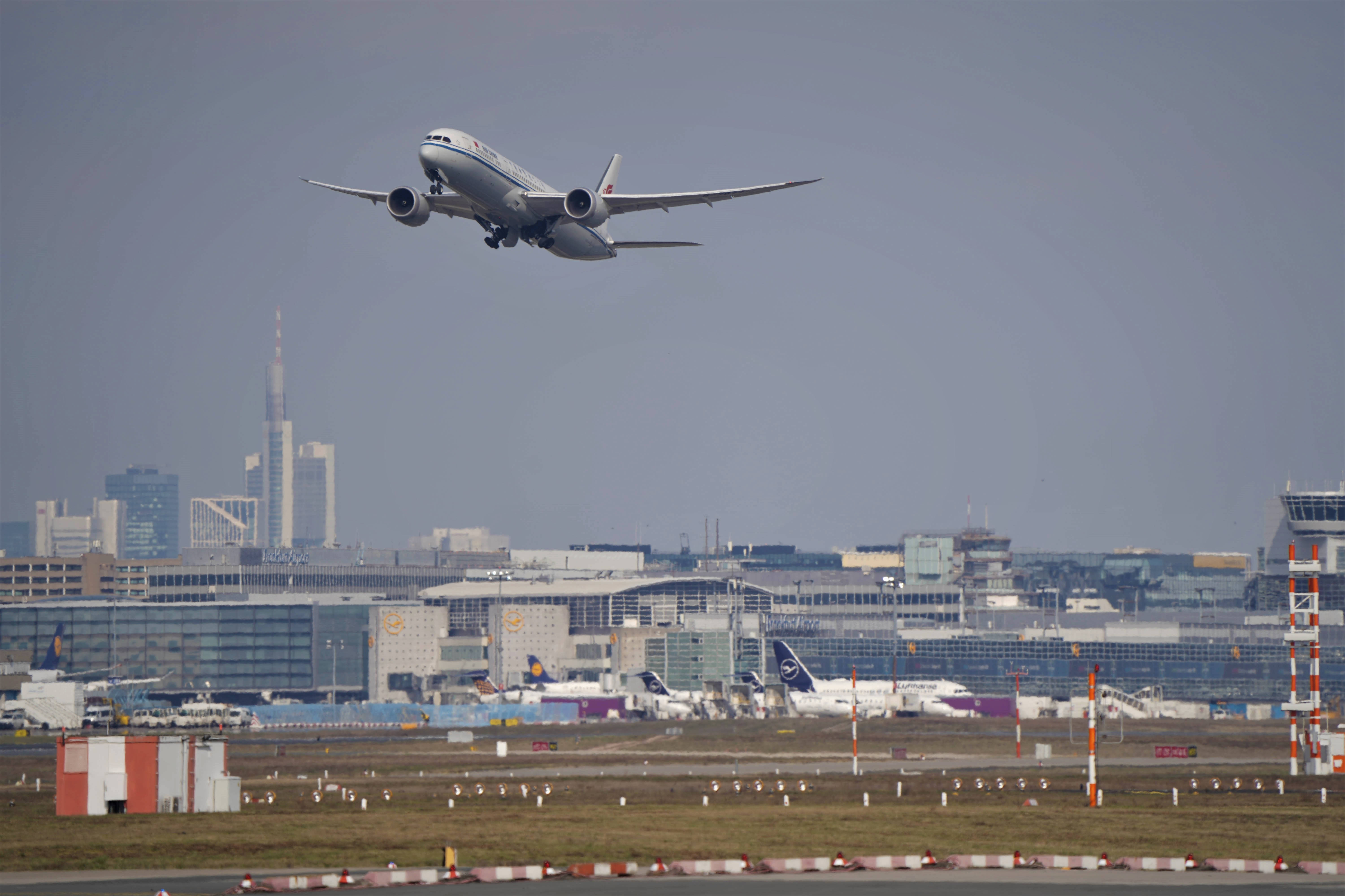 4K Plane, airport terminal, city skyline, 5K Desktop Wallpaper
