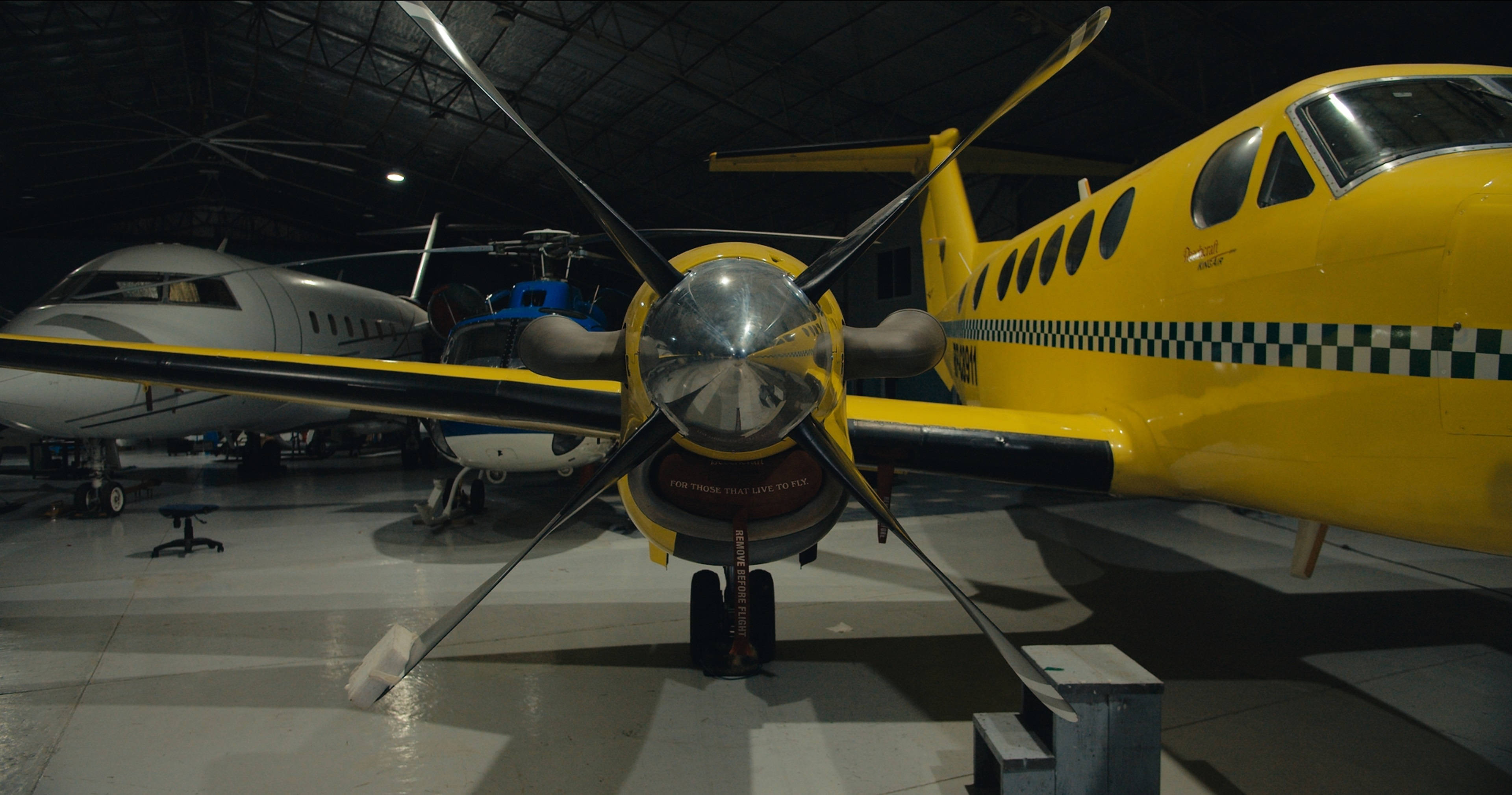 4K Plane, bright yellow, checkered stripes, 4K Desktop Wallpaper