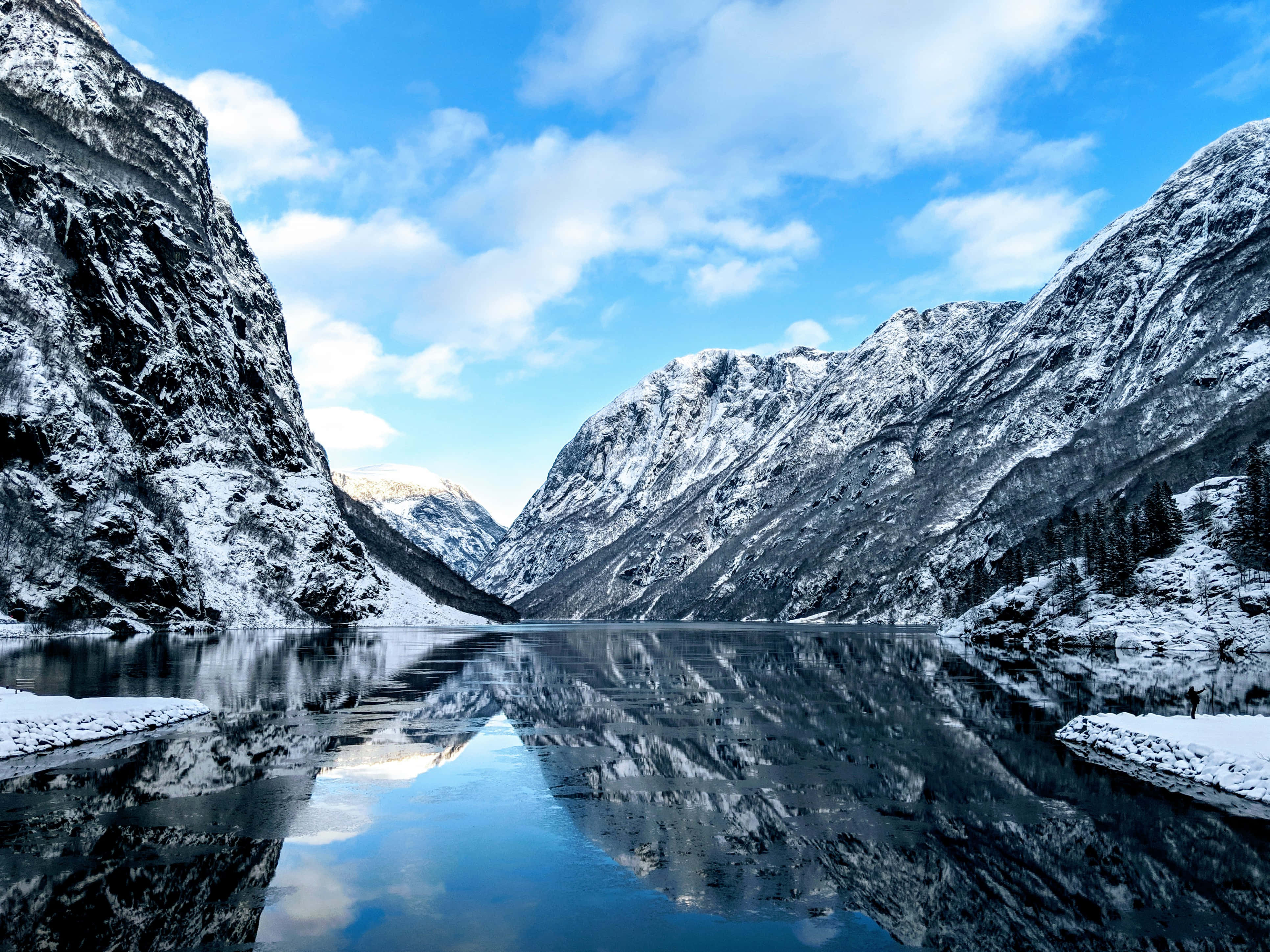 4K River, snowcapped mountains, glassy frozen lake, 4K Desktop Wallpaper