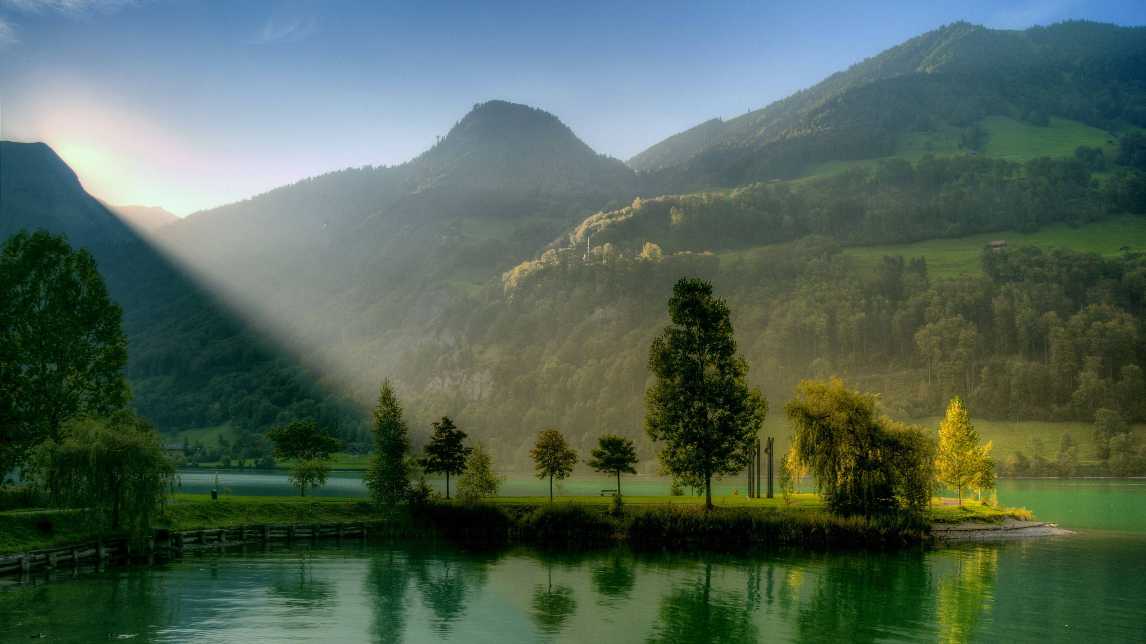 4K Nature Sunrise, sunlight beams, mist, 4K Desktop Wallpaper