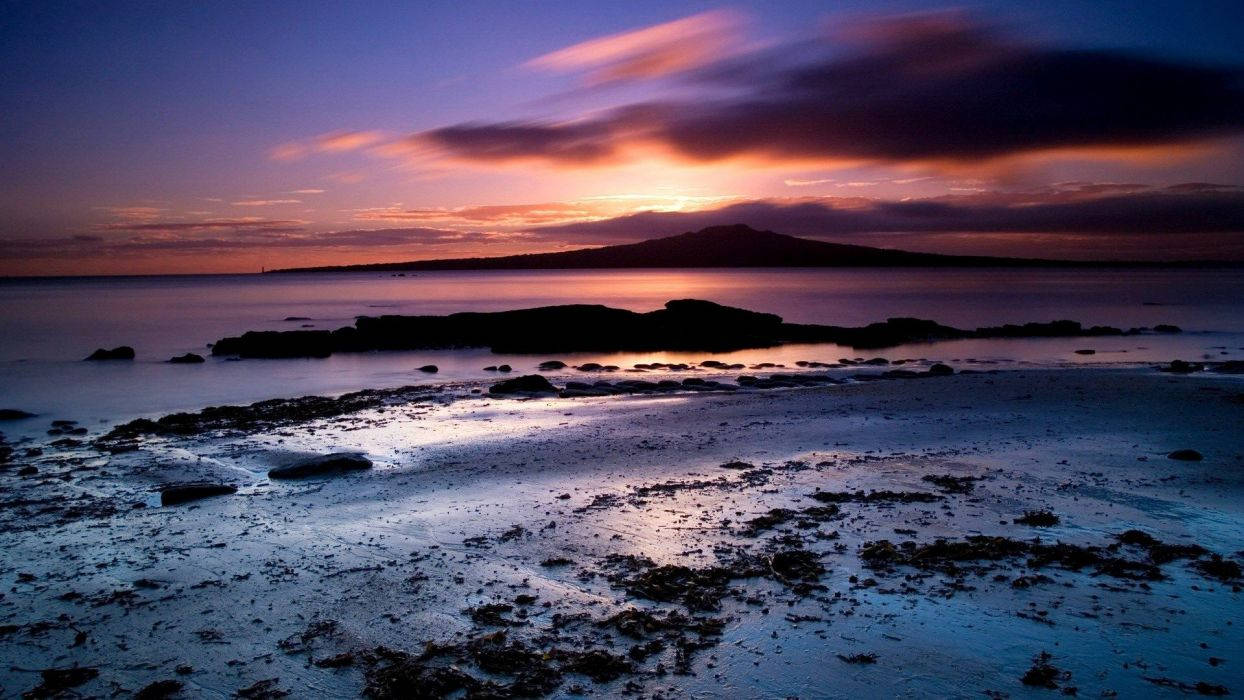 4K Ultra HD Ocean Sunset, vibrant purple and orange sky, calm sea, SD Desktop Wallpaper