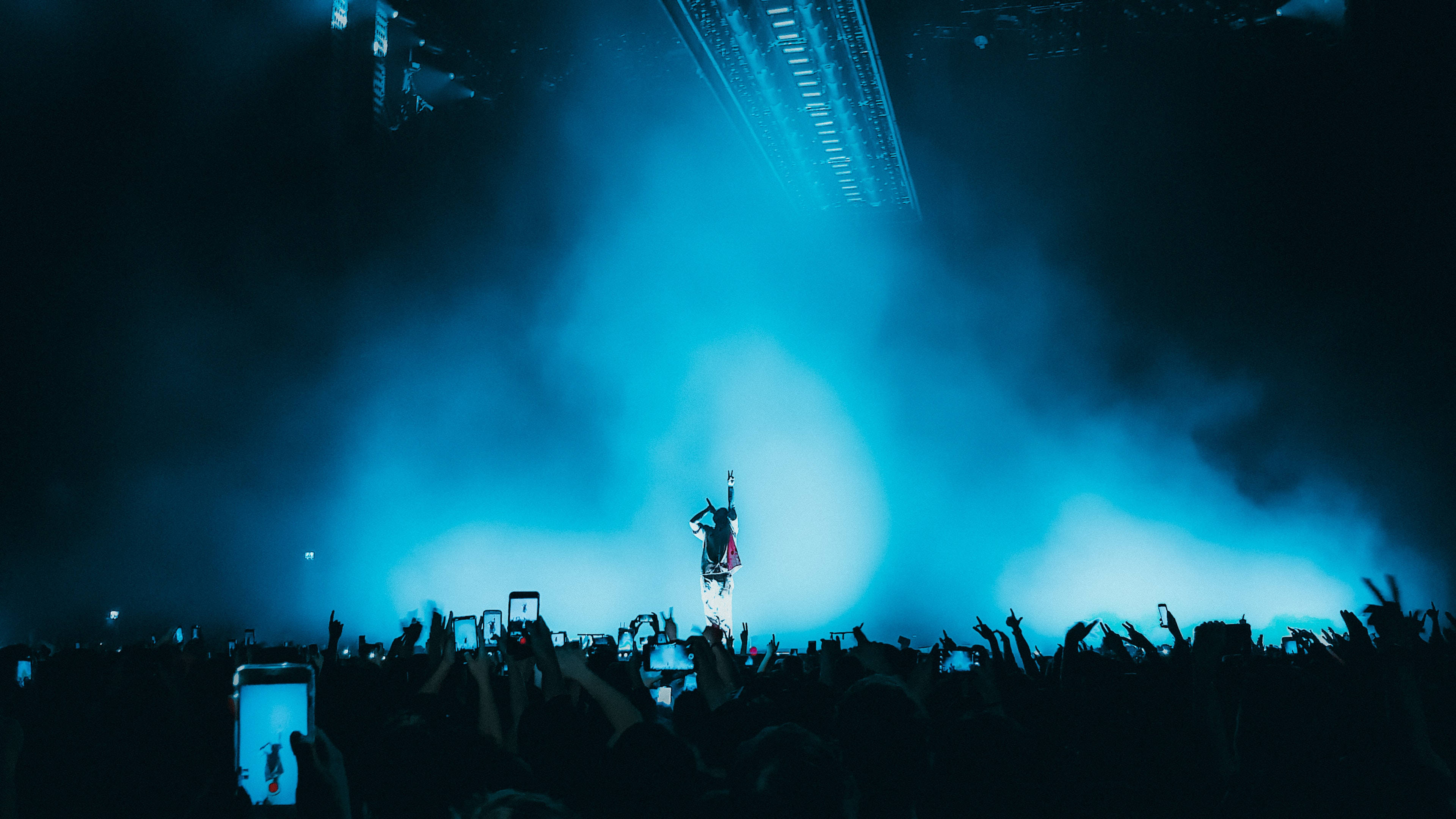 4K Ultra HD 2160p, blue concert lights, performer silhouetted on stage, 4K Desktop Wallpaper