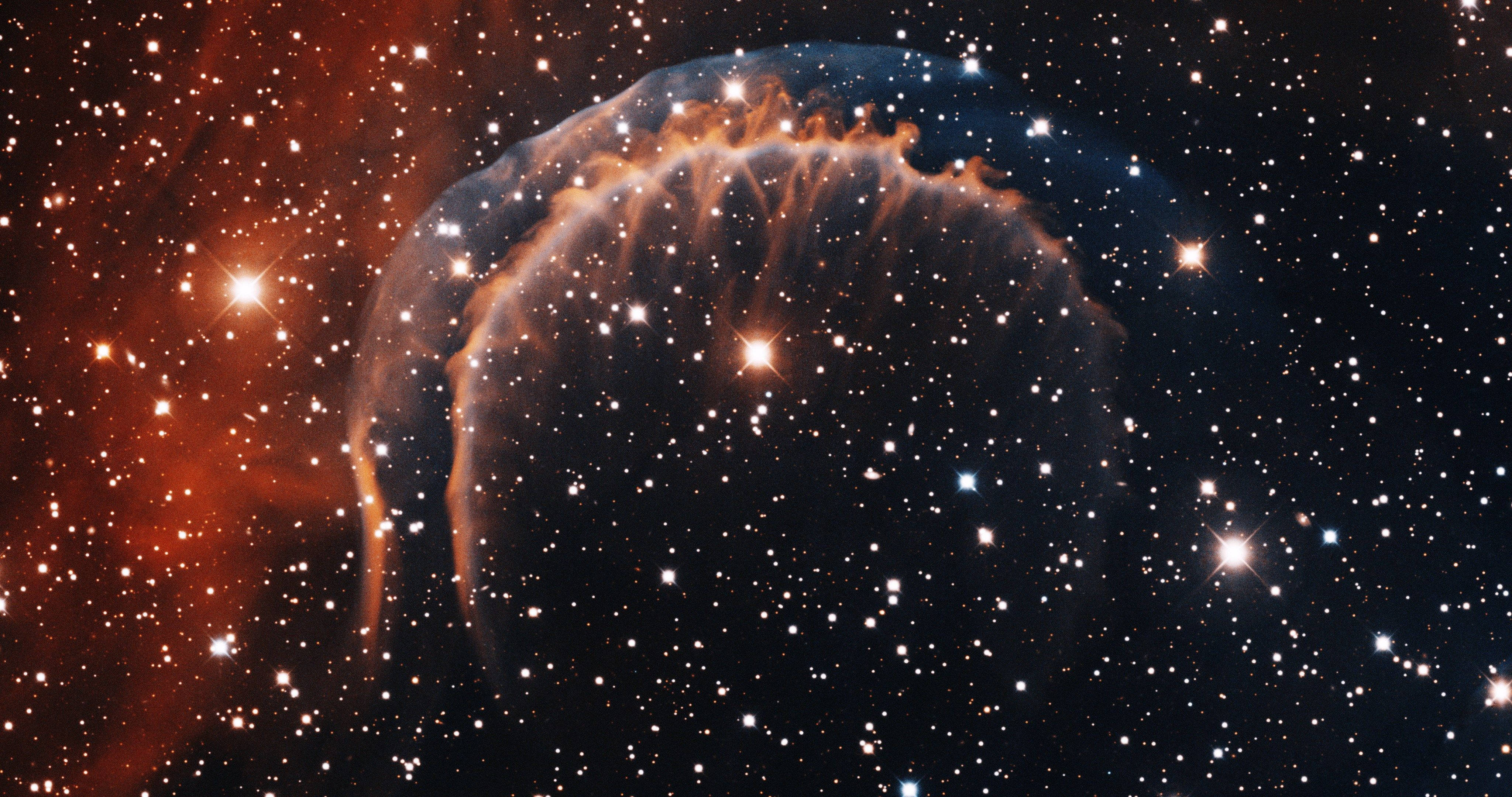 4K Ultra HD Galaxy, bright stars, glowing orange and blue nebula, 4K Desktop Wallpaper