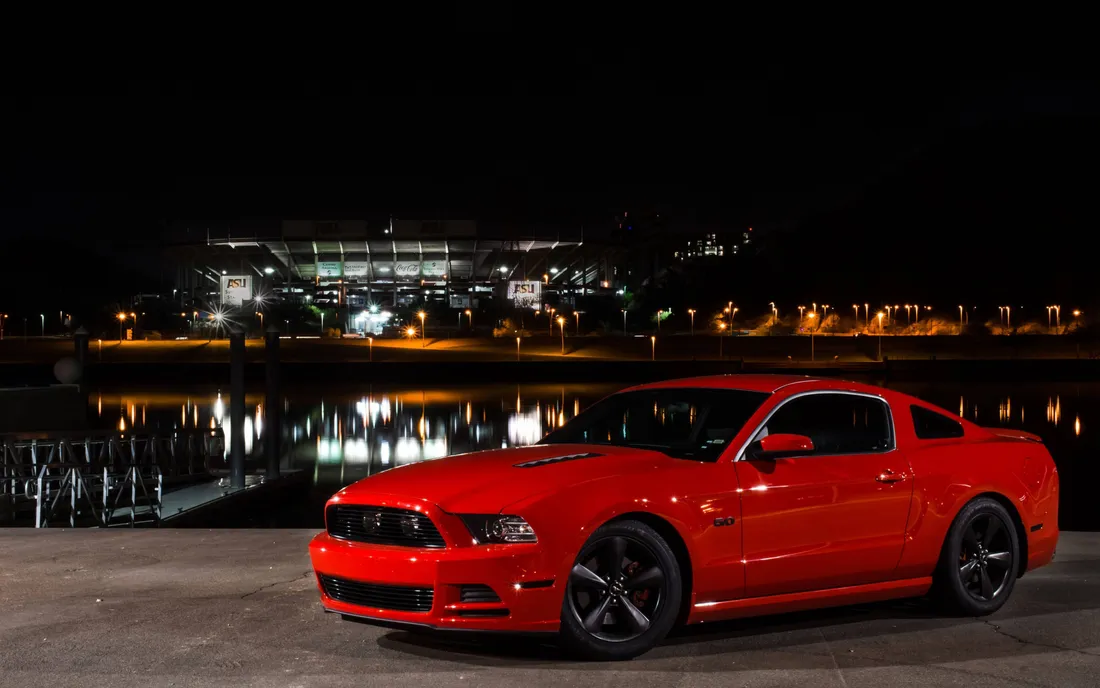 4K Ultra HD Mustang