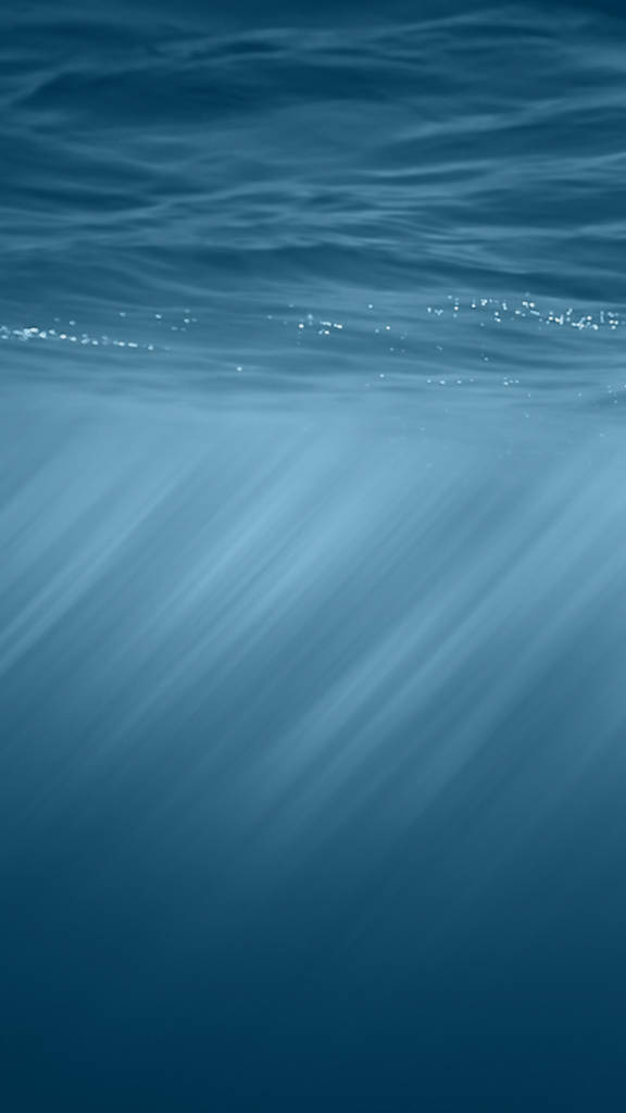 iOS 6, Sunlight beams, ocean surface, SD Phone Wallpaper