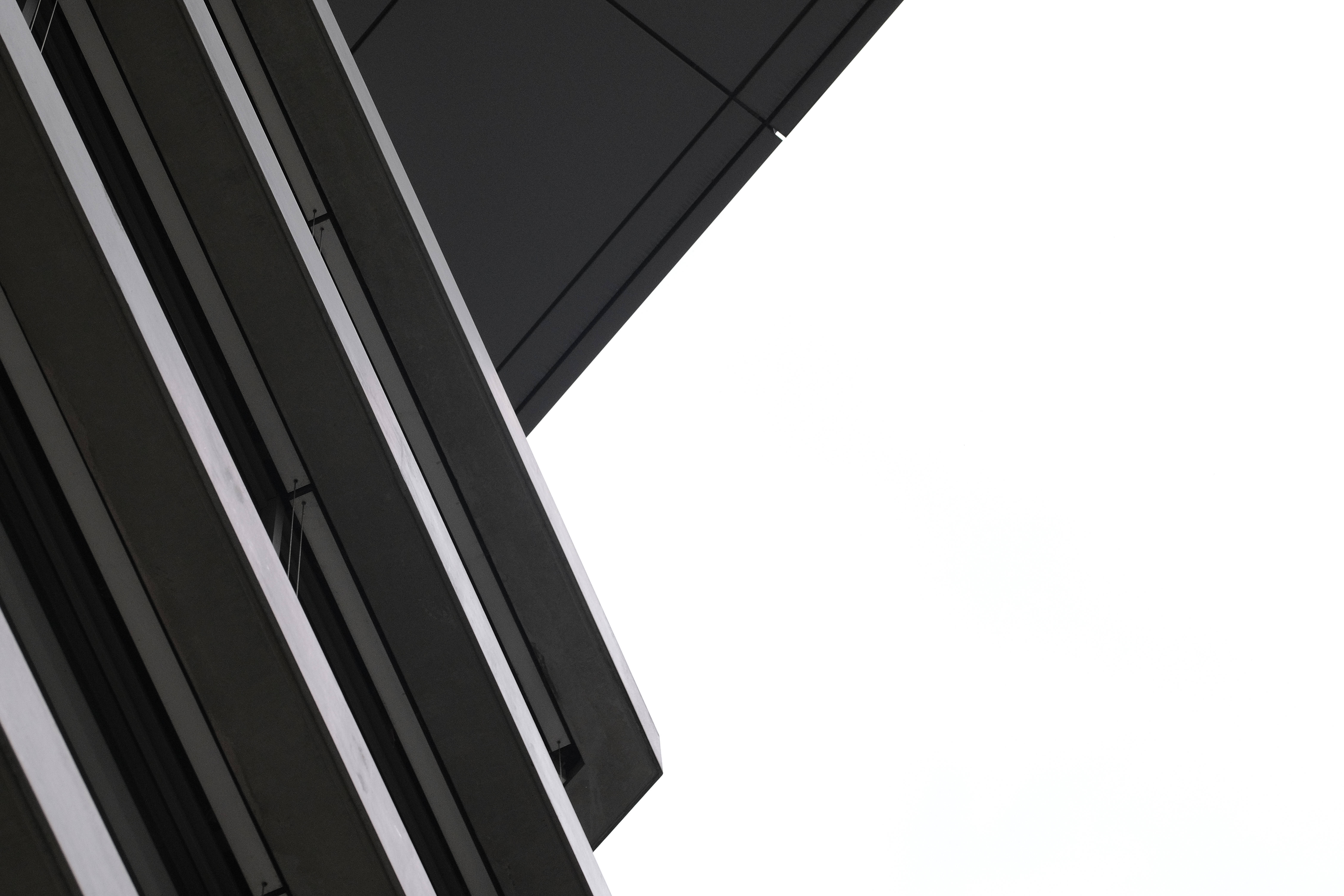 4K White, bottom view, modern building, 5K Desktop Wallpaper