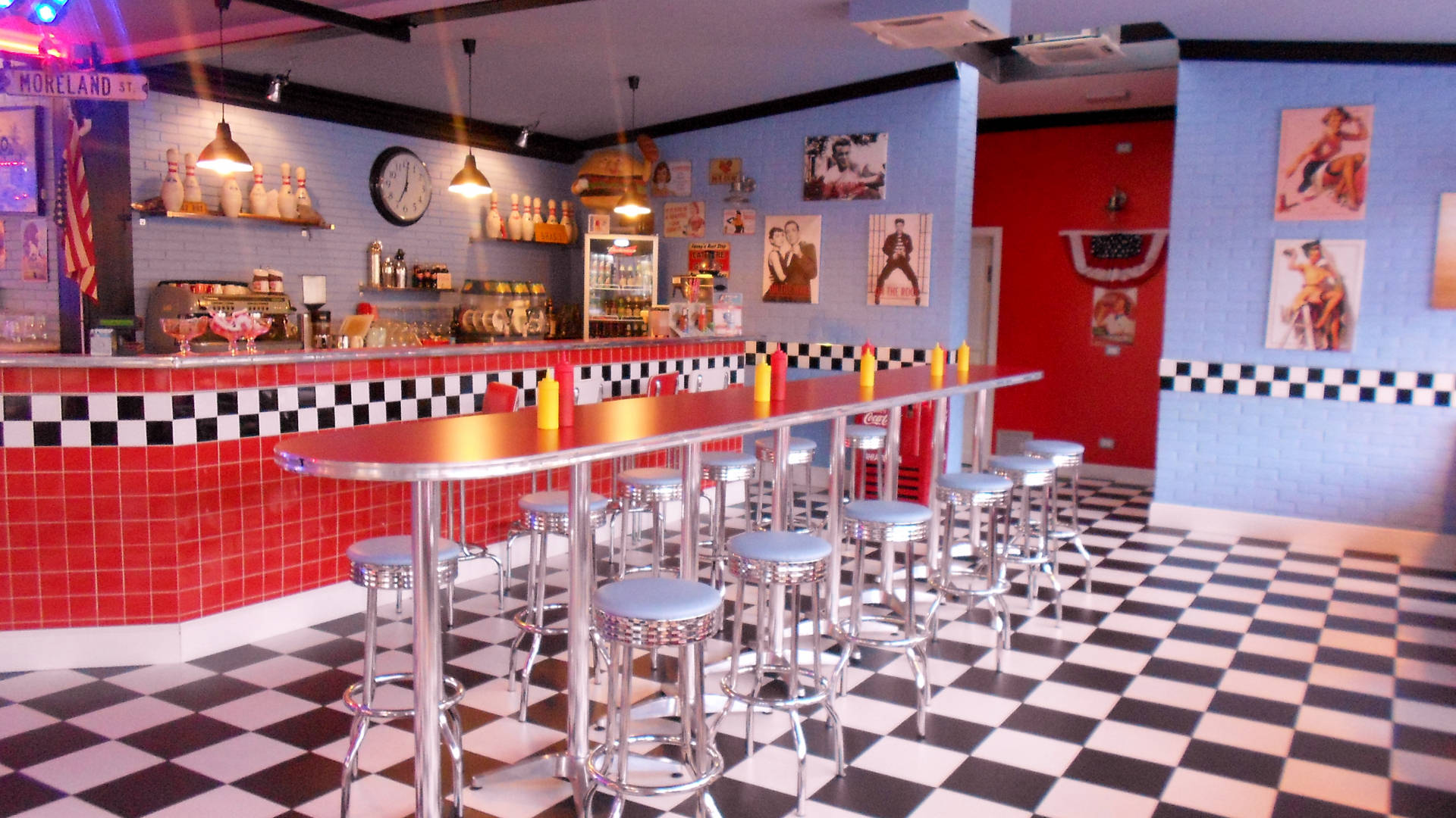 50s Diner, checkered floors, chrome stools, Full HD Desktop Wallpaper